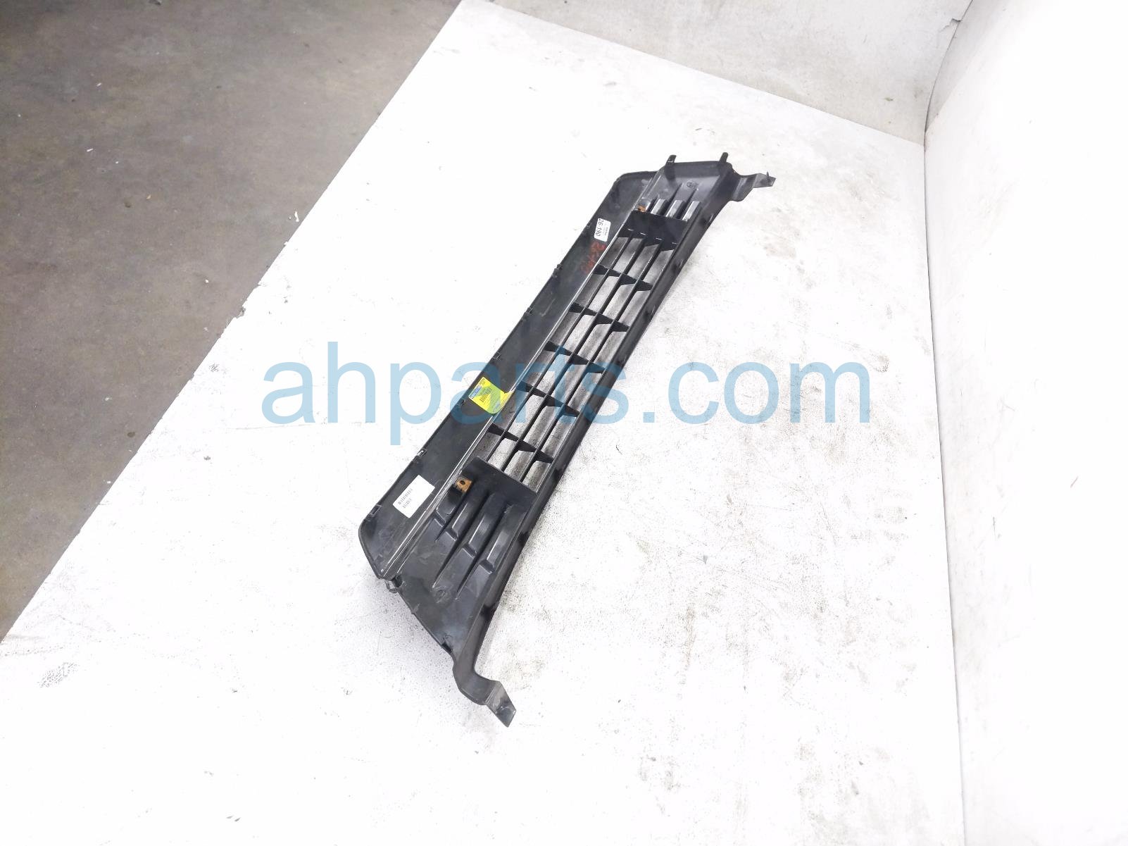 2022 Honda Passport Front Lower Bumper Grille Afmkt Replacement 2022 Honda Passport Front Lower Bumper Grille Afmkt Replacement thumbnail