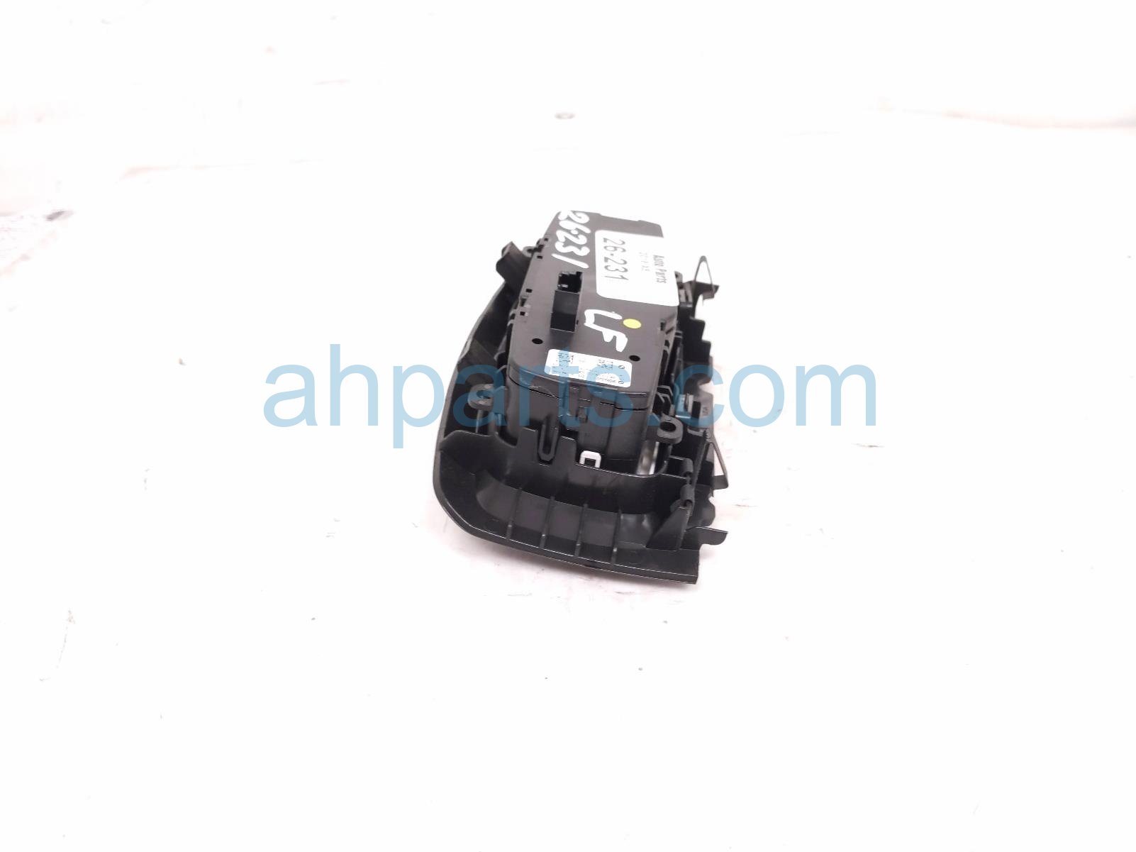 2018 BMW X5 Headlamp Switch Assy (on Dash) 61315A25499 Replacement 2018 BMW X5 Headlamp Switch Assy (on Dash) 61315A25499 Replacement thumbnail
