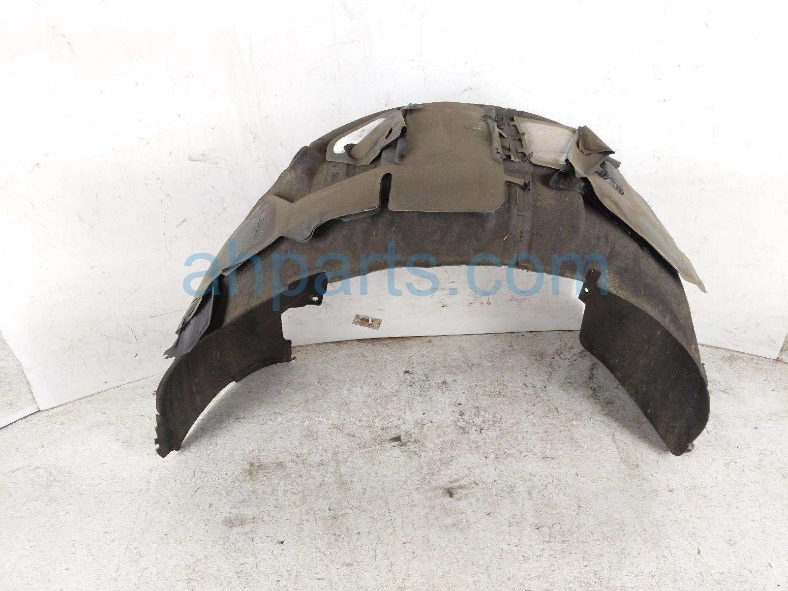 2011 Porsche Panamera Rear Driver Inner Fender Liner 970 504 133 04 Replacement 2011 Porsche Panamera Rear Driver Inner Fender Liner 970 504 133 04 Replacement thumbnail