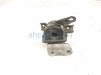 Toyota RH ENGINE SIDE MOUNT - L 1.8L Toyota RH ENGINE SIDE MOUNT - L 1.8L