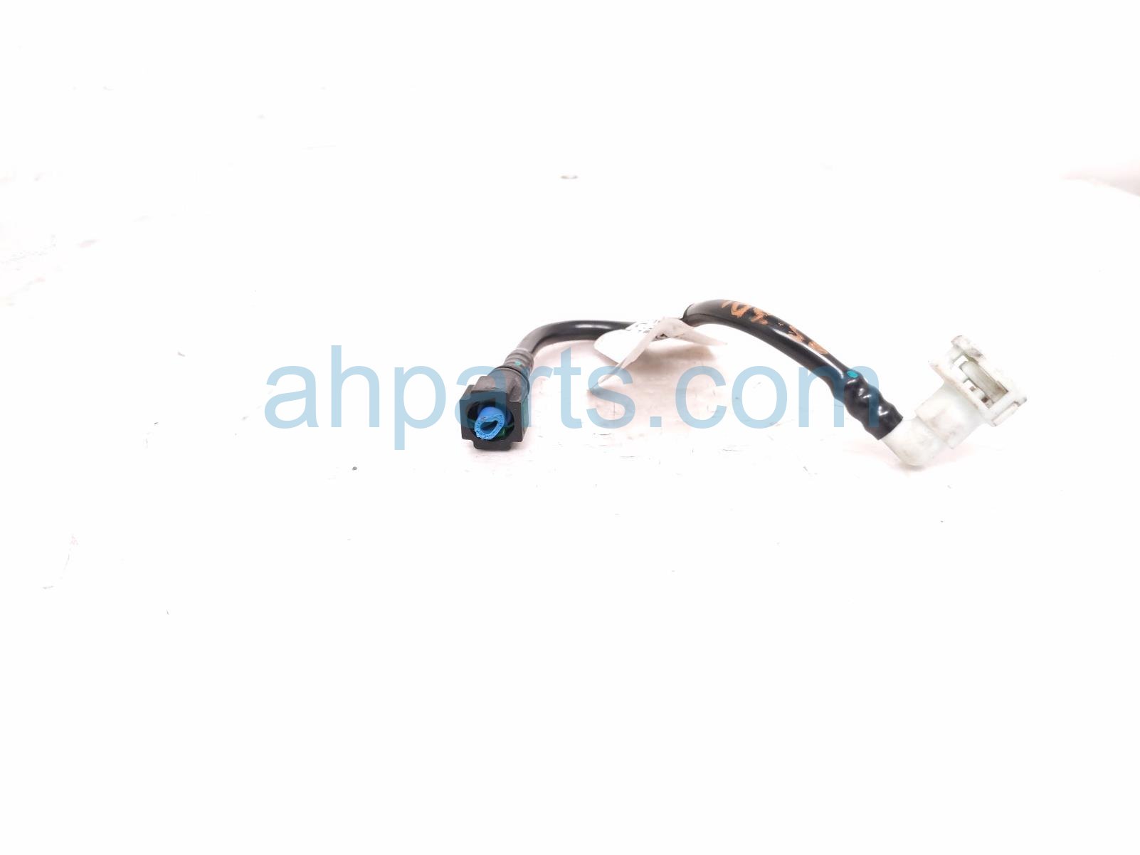 2024 Chevy Corvette Driver Fuel Tank Filler Evap Pipe 6.2l 84245774 Replacement 2024 Chevy Corvette Driver Fuel Tank Filler Evap Pipe 6.2l 84245774 Replacement thumbnail