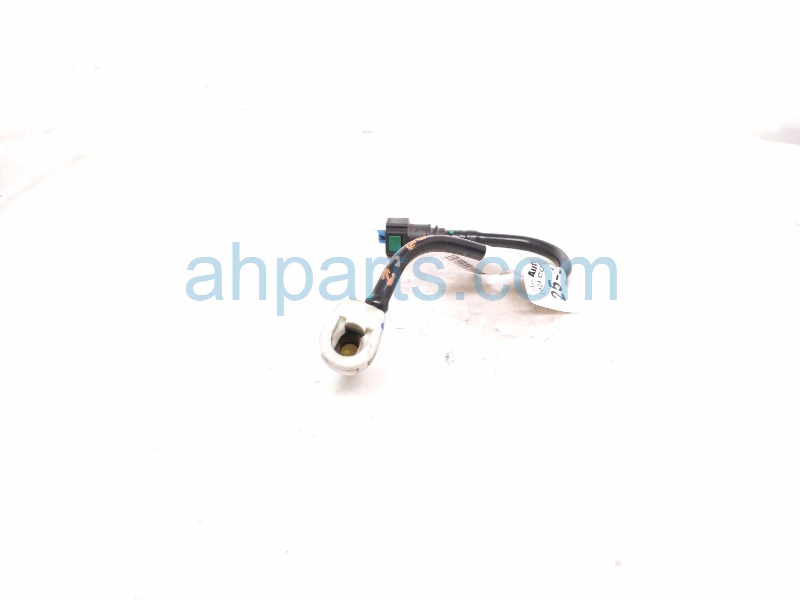 2024 Chevy Corvette Driver Fuel Tank Filler Evap Pipe 6.2l 84245774 Replacement 2024 Chevy Corvette Driver Fuel Tank Filler Evap Pipe 6.2l 84245774 Replacement thumbnail