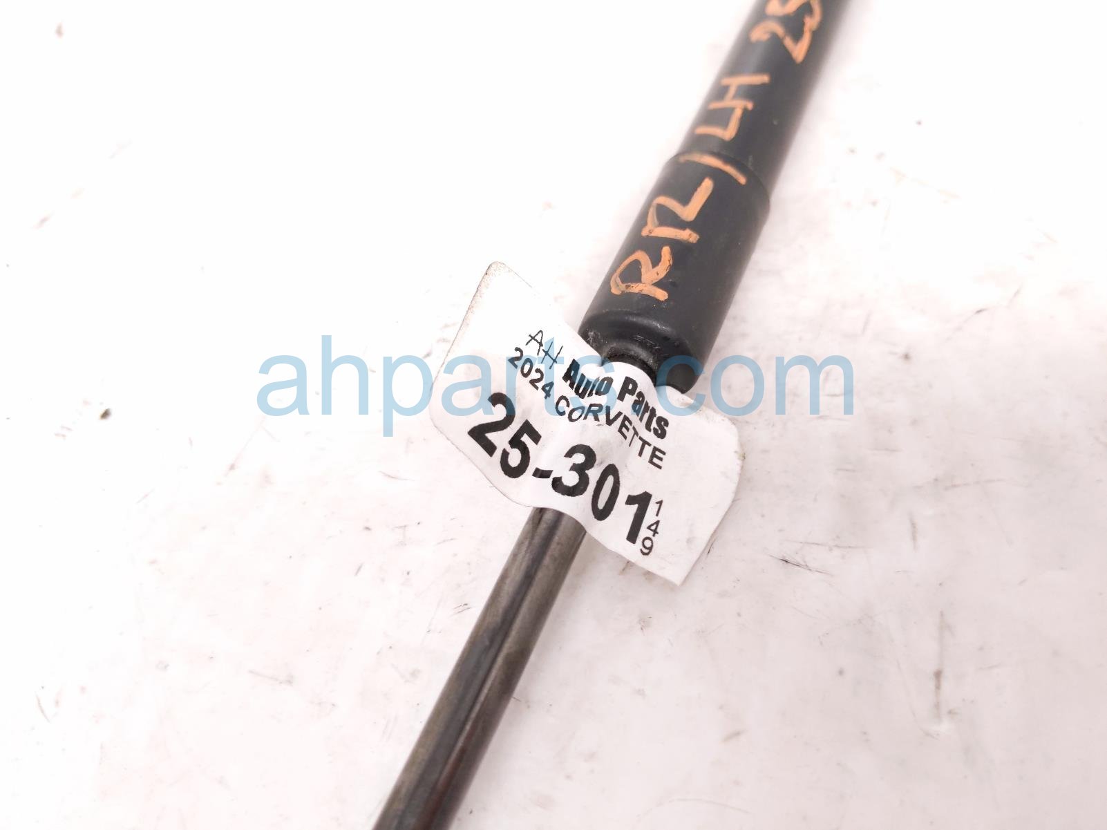 2024 Chevy Corvette Rear Driver Tailgate Lift Support Strut 19324383 Replacement 2024 Chevy Corvette Rear Driver Tailgate Lift Support Strut 19324383 Replacement thumbnail