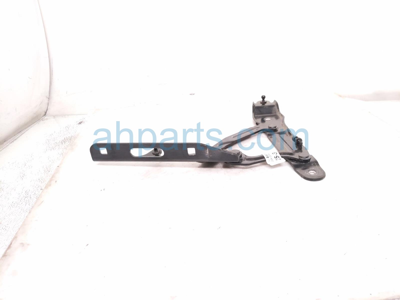 2024 Chevy Corvette Driver Hood Hinge Black 84646652 Replacement 2024 Chevy Corvette Driver Hood Hinge Black 84646652 Replacement thumbnail