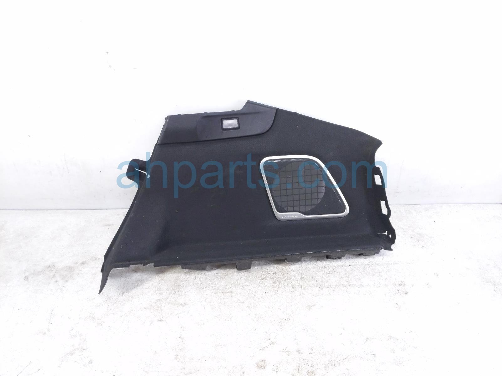 Acura RH INSIDE QUARTER TRIM PANEL - BLACK Acura RH INSIDE QUARTER TRIM PANEL - BLACK