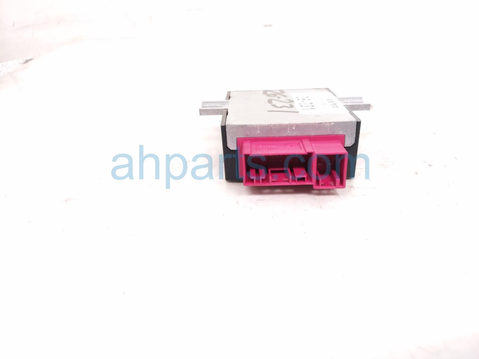 2018 BMW X5 Fuel Pump Control Module 3.0l Rwd 16 14 7 411 596 Replacement 2018 BMW X5 Fuel Pump Control Module 3.0l Rwd 16 14 7 411 596 Replacement thumbnail