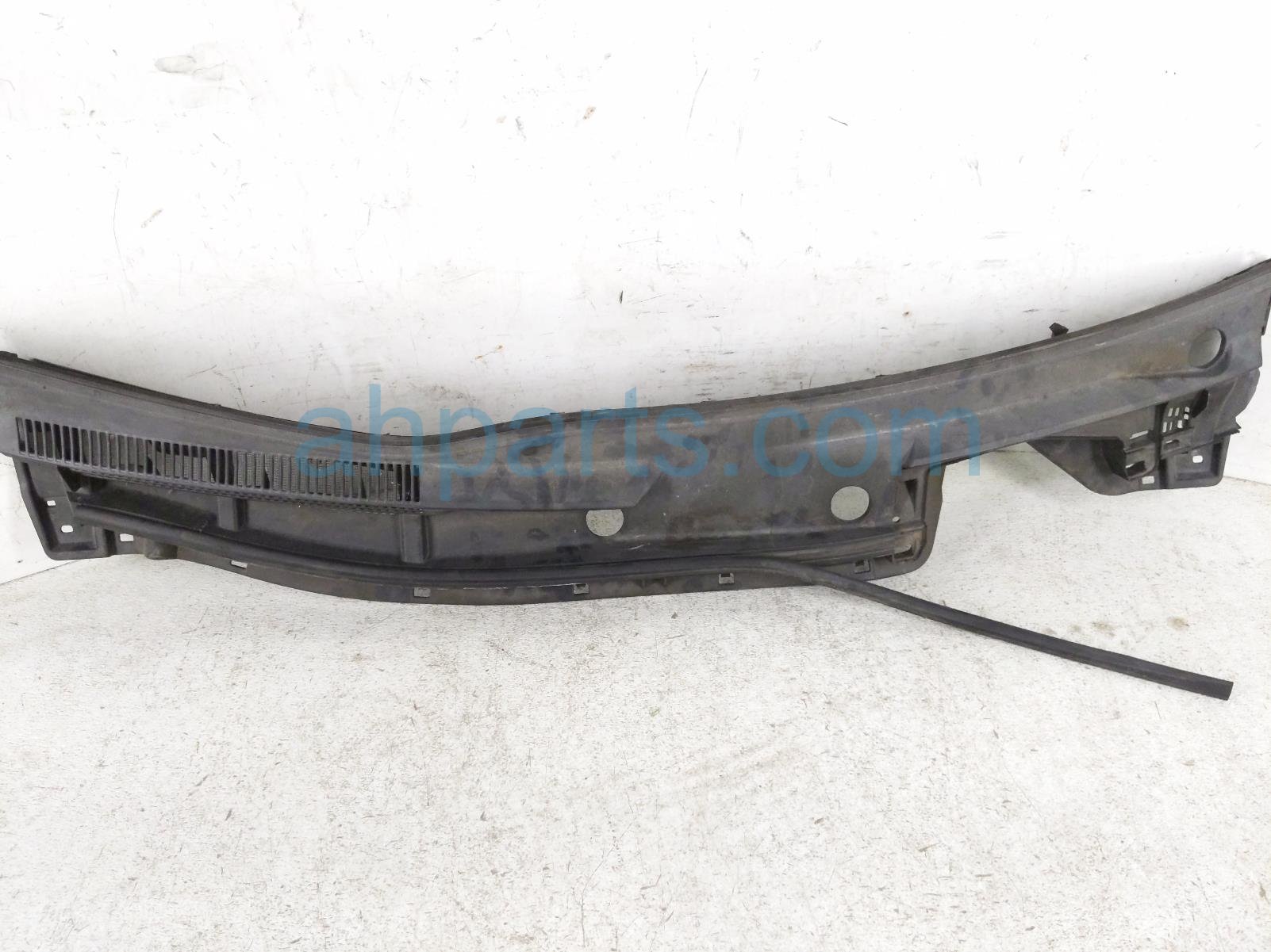 2014 Toyota Prius Cover Windshield Cowl Grille Panel 55708 47110 Replacement 2014 Toyota Prius Cover Windshield Cowl Grille Panel 55708 47110 Replacement thumbnail