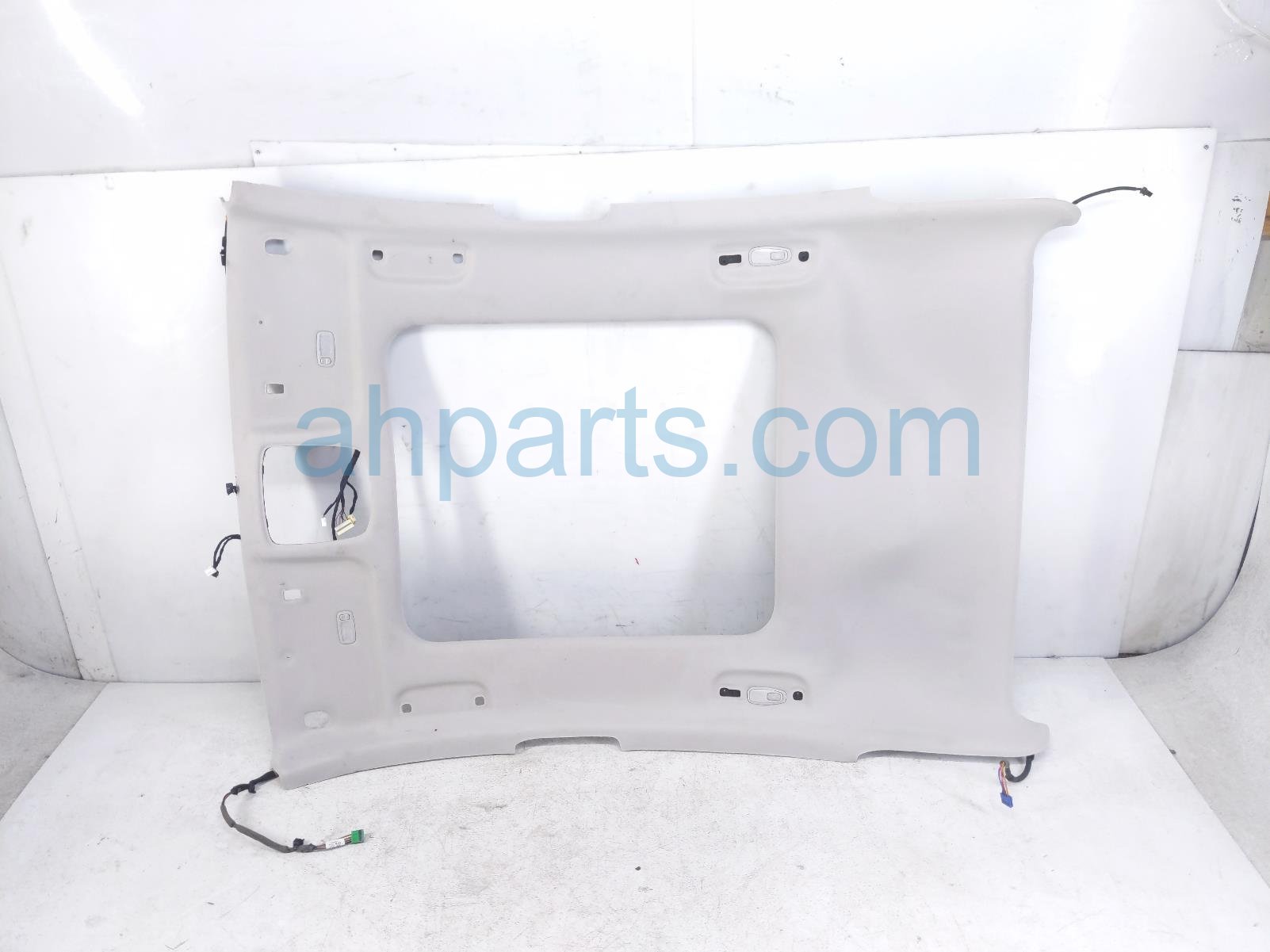 2024 Hyundai Sonata Headliner W/ Sunroof Grey Sdn 85420 L5500 YTH Replacement 2024 Hyundai Sonata Headliner W/ Sunroof Grey Sdn 85420 L5500 YTH Replacement thumbnail