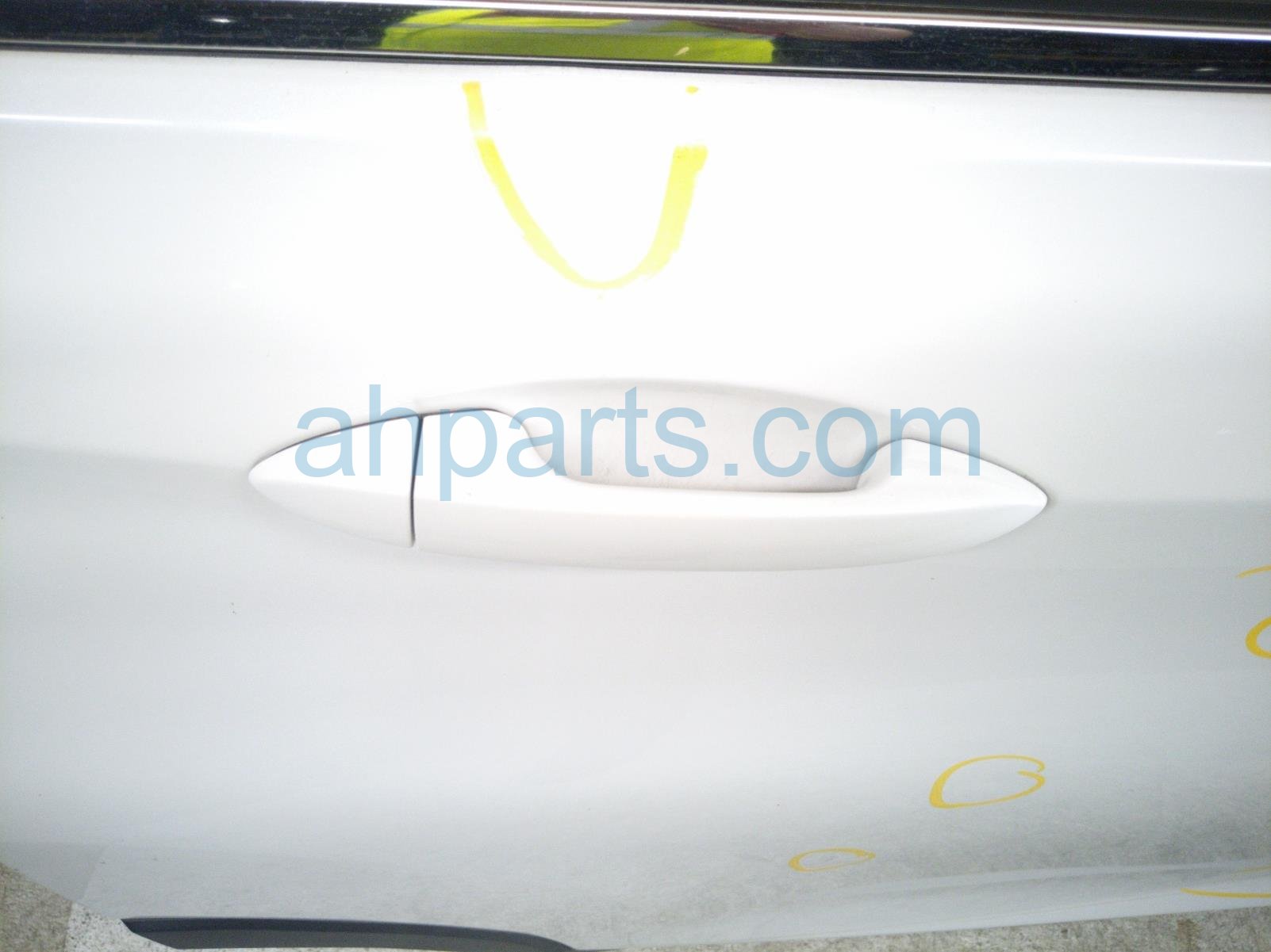 2020 Honda Pilot Rear Passenger Door White No Inside Trim* 67510 TG7 A01ZZ Replacement 2020 Honda Pilot Rear Passenger Door White No Inside Trim* 67510 TG7 A01ZZ Replacement thumbnail