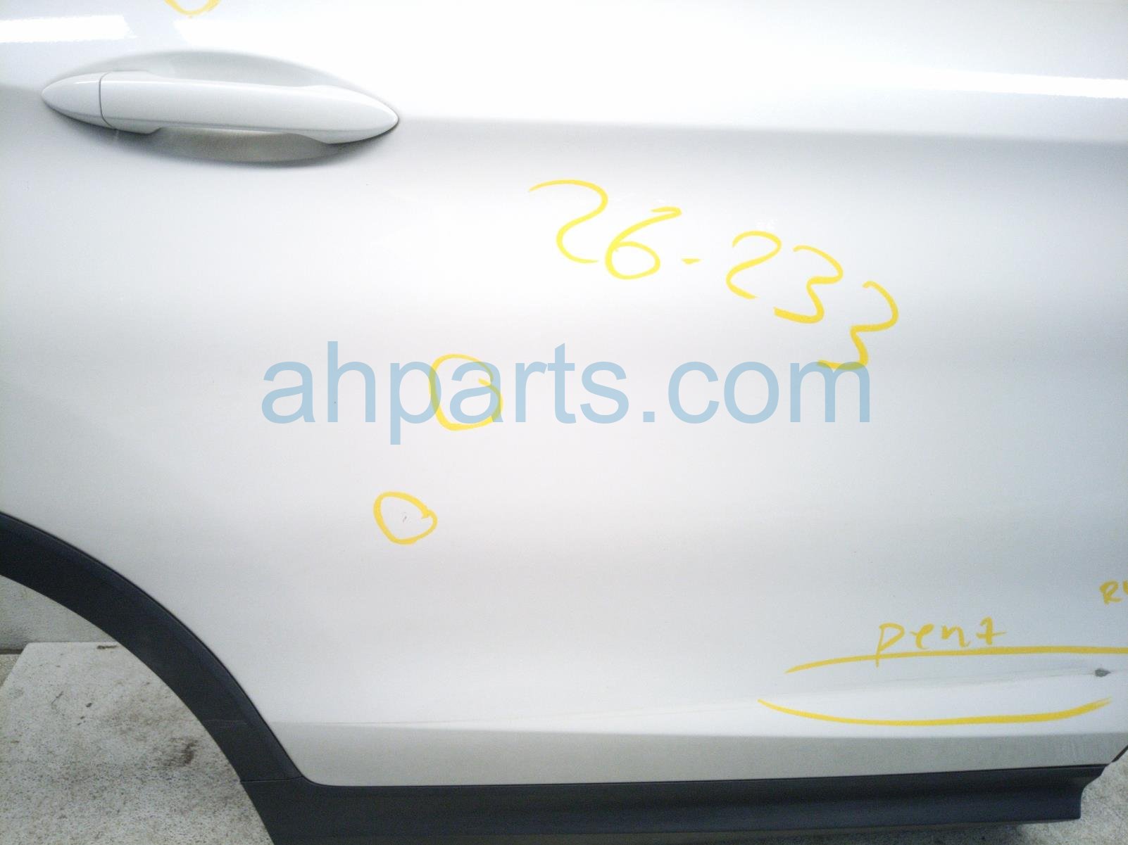2020 Honda Pilot Rear Passenger Door White No Inside Trim* 67510 TG7 A01ZZ Replacement 2020 Honda Pilot Rear Passenger Door White No Inside Trim* 67510 TG7 A01ZZ Replacement thumbnail