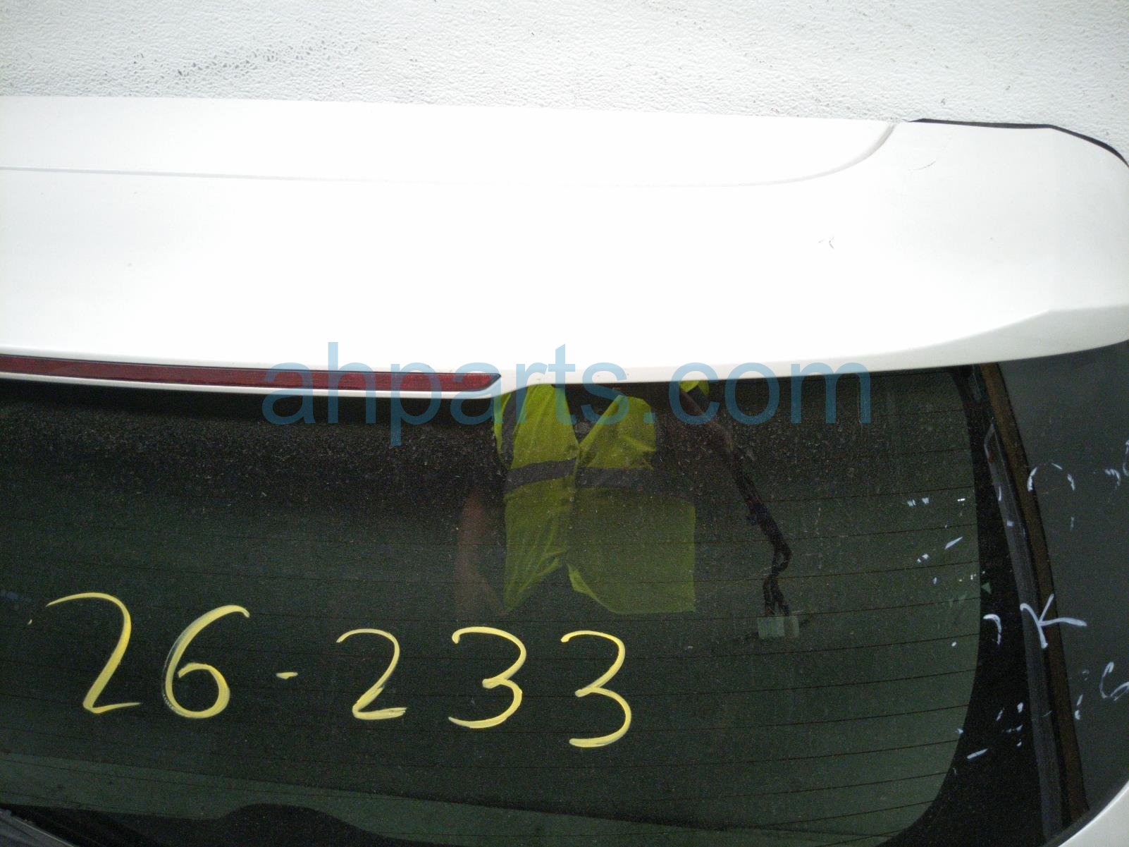 2020 Honda Pilot Deck Trunk Lid Lift Gate / Tail Gate White 68100 TG7 A11ZZ Replacement 2020 Honda Pilot Deck Trunk Lid Lift Gate / Tail Gate White 68100 TG7 A11ZZ Replacement thumbnail
