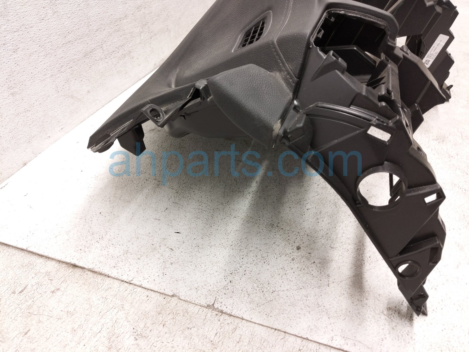 2020 Honda Pilot Dashboard W/ Airbag 77100 TG7 A02ZA Replacement 2020 Honda Pilot Dashboard W/ Airbag 77100 TG7 A02ZA Replacement thumbnail