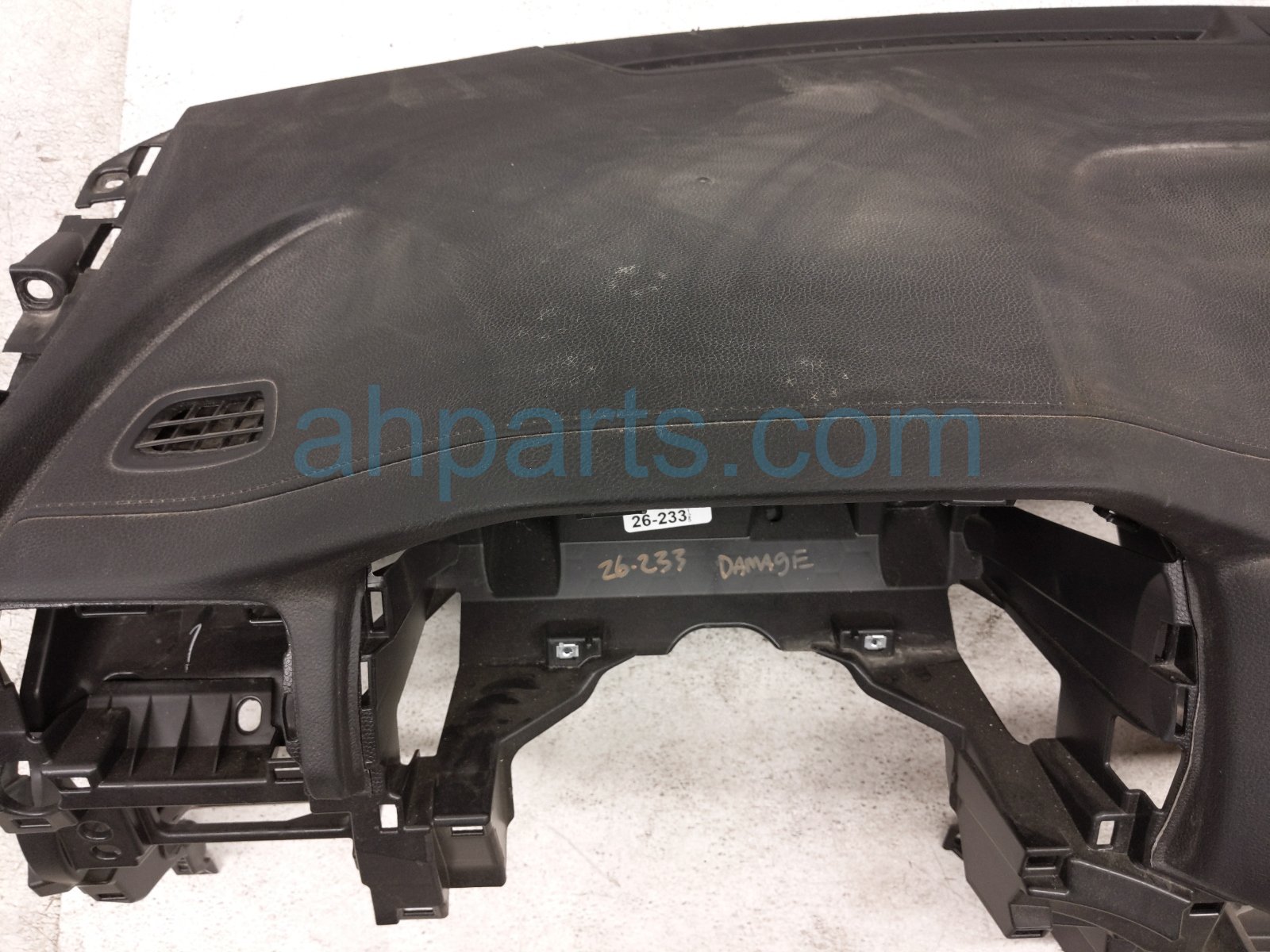 2020 Honda Pilot Dashboard W/ Airbag 77100 TG7 A02ZA Replacement 2020 Honda Pilot Dashboard W/ Airbag 77100 TG7 A02ZA Replacement thumbnail