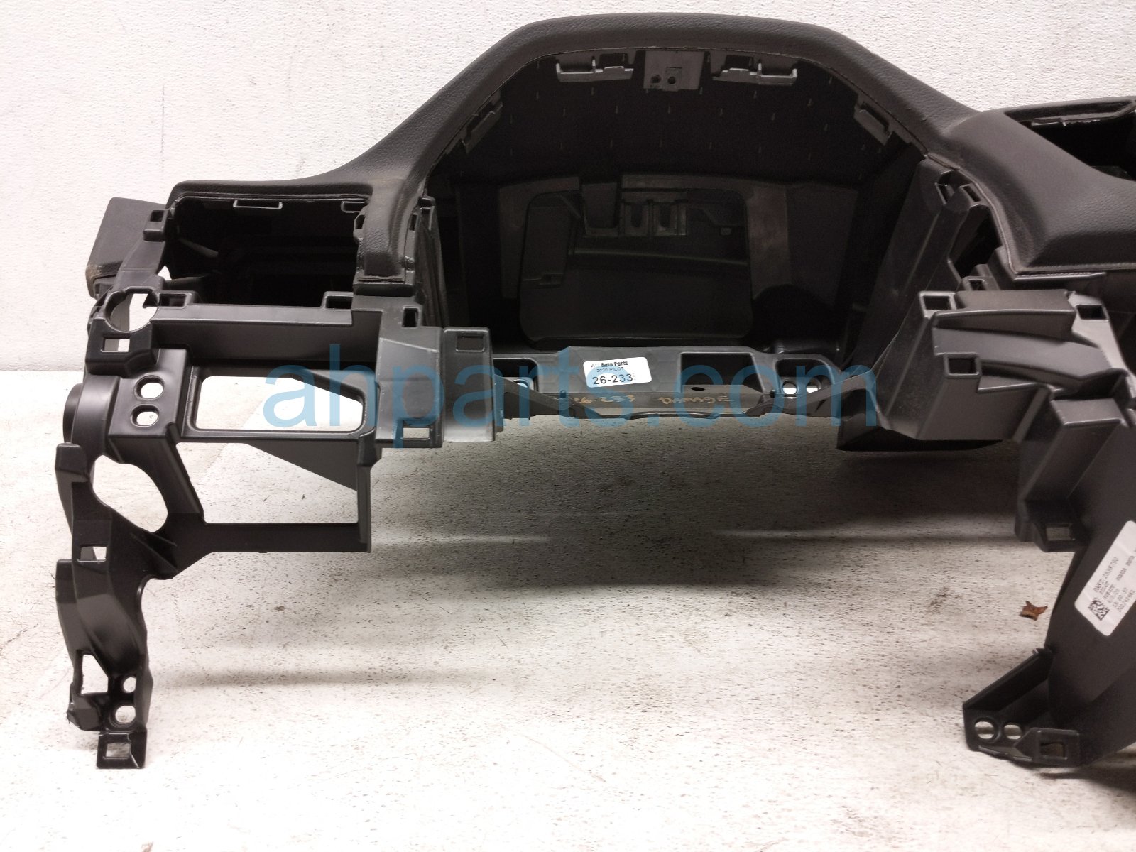 2020 Honda Pilot Dashboard W/ Airbag 77100 TG7 A02ZA Replacement 2020 Honda Pilot Dashboard W/ Airbag 77100 TG7 A02ZA Replacement thumbnail