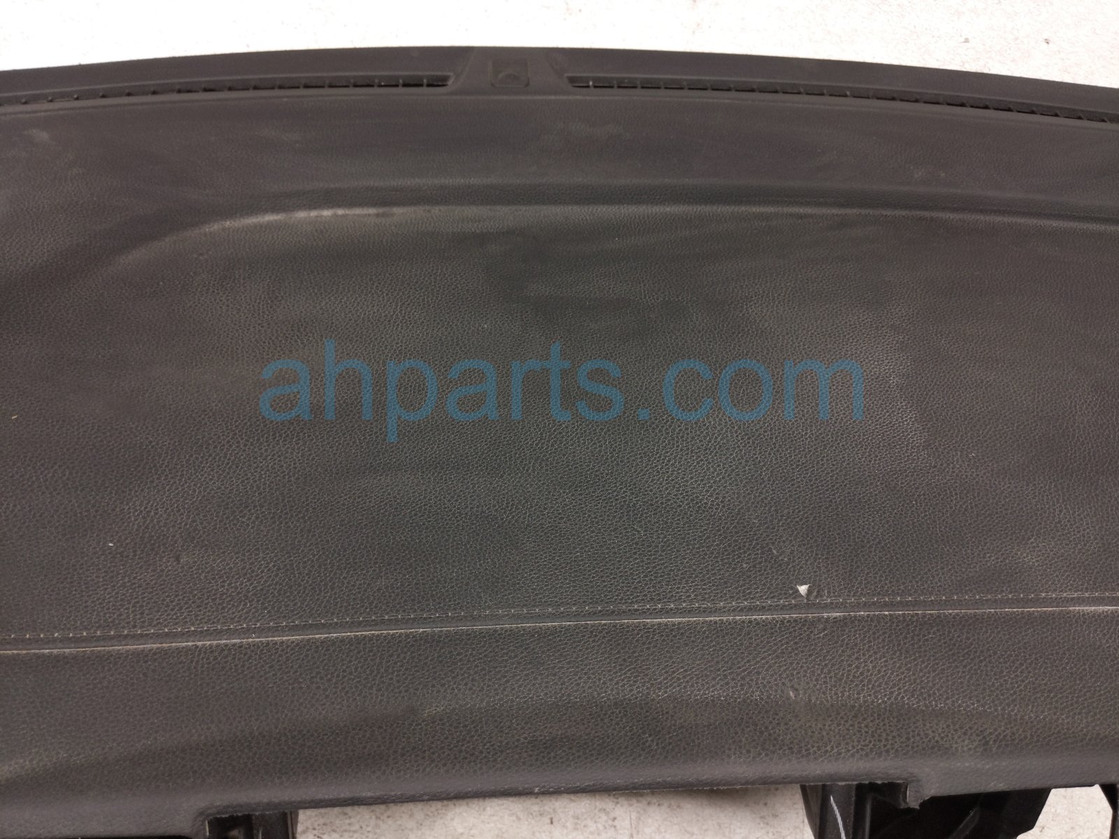 2020 Honda Pilot Dashboard W/ Airbag 77100 TG7 A02ZA Replacement 2020 Honda Pilot Dashboard W/ Airbag 77100 TG7 A02ZA Replacement thumbnail