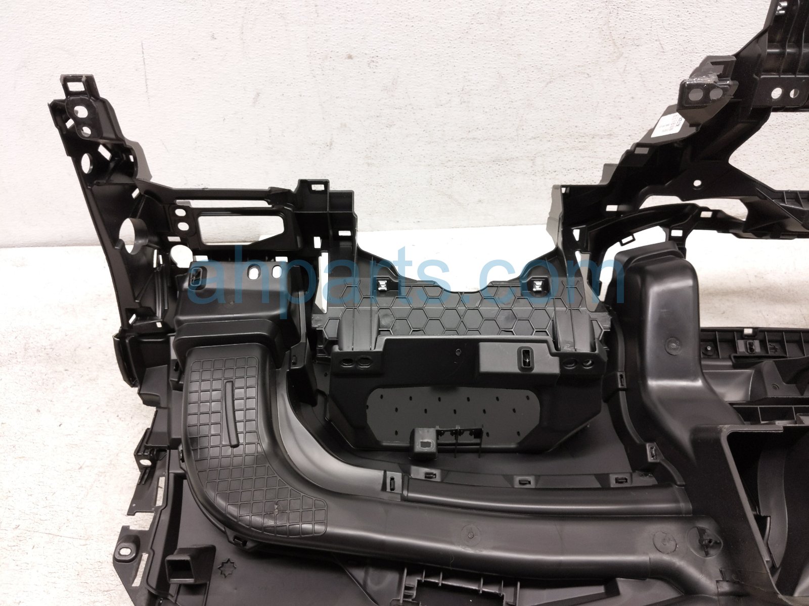 2020 Honda Pilot Dashboard W/ Airbag 77100 TG7 A02ZA Replacement 2020 Honda Pilot Dashboard W/ Airbag 77100 TG7 A02ZA Replacement thumbnail