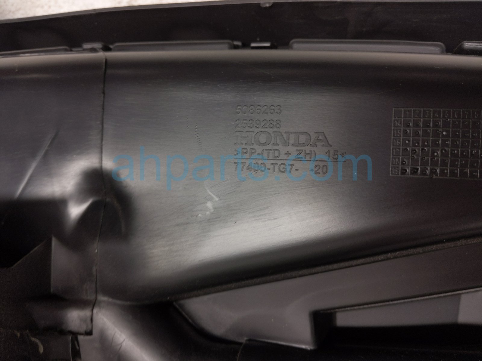 2020 Honda Pilot Dashboard W/ Airbag 77100 TG7 A02ZA Replacement 2020 Honda Pilot Dashboard W/ Airbag 77100 TG7 A02ZA Replacement thumbnail