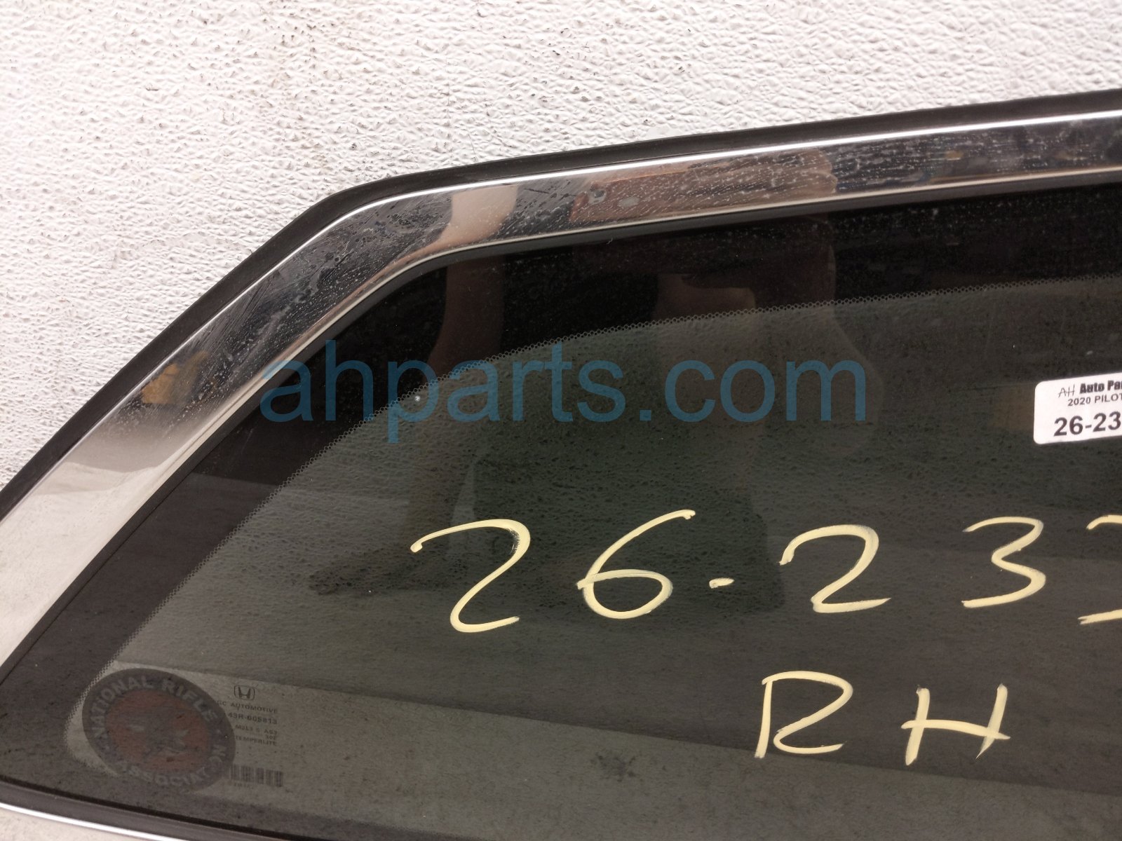 2020 Honda Pilot Passenger Quarter Window Glass 73500 TG7 A21 Replacement 2020 Honda Pilot Passenger Quarter Window Glass 73500 TG7 A21 Replacement thumbnail