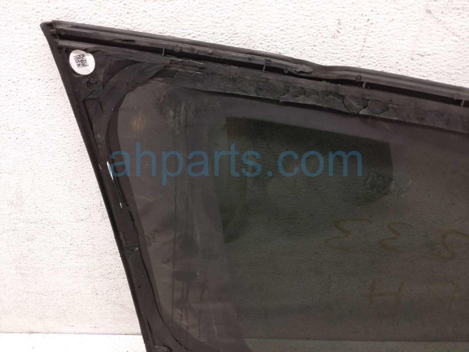2020 Honda Pilot Passenger Quarter Window Glass 73500 TG7 A21 Replacement 2020 Honda Pilot Passenger Quarter Window Glass 73500 TG7 A21 Replacement thumbnail