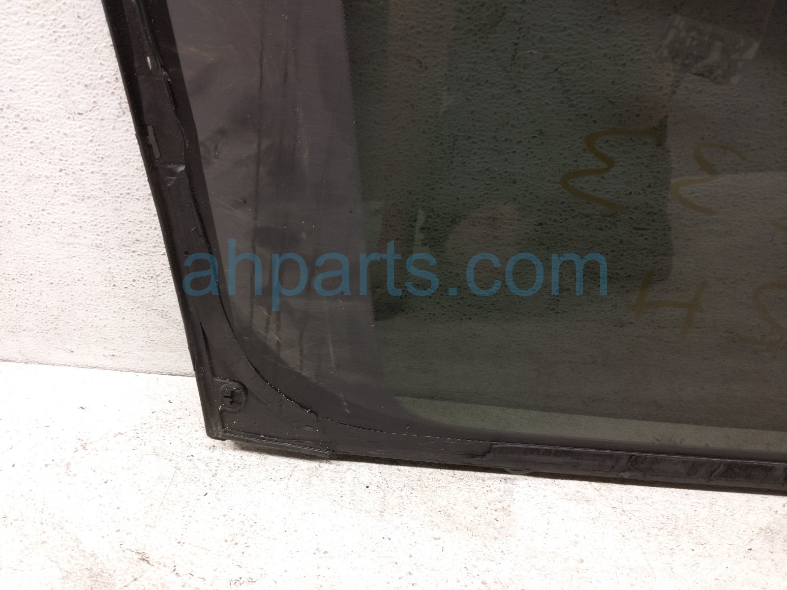2020 Honda Pilot Passenger Quarter Window Glass 73500 TG7 A21 Replacement 2020 Honda Pilot Passenger Quarter Window Glass 73500 TG7 A21 Replacement thumbnail