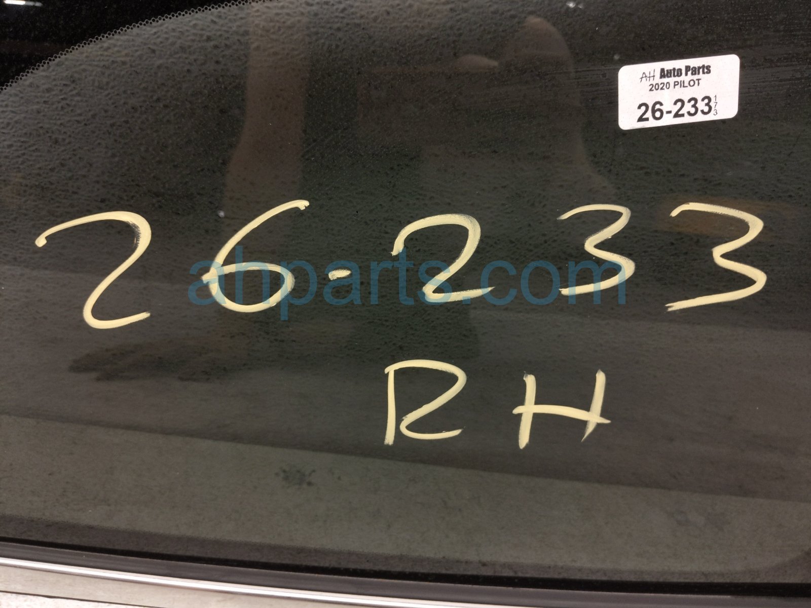 2020 Honda Pilot Passenger Quarter Window Glass 73500 TG7 A21 Replacement 2020 Honda Pilot Passenger Quarter Window Glass 73500 TG7 A21 Replacement thumbnail