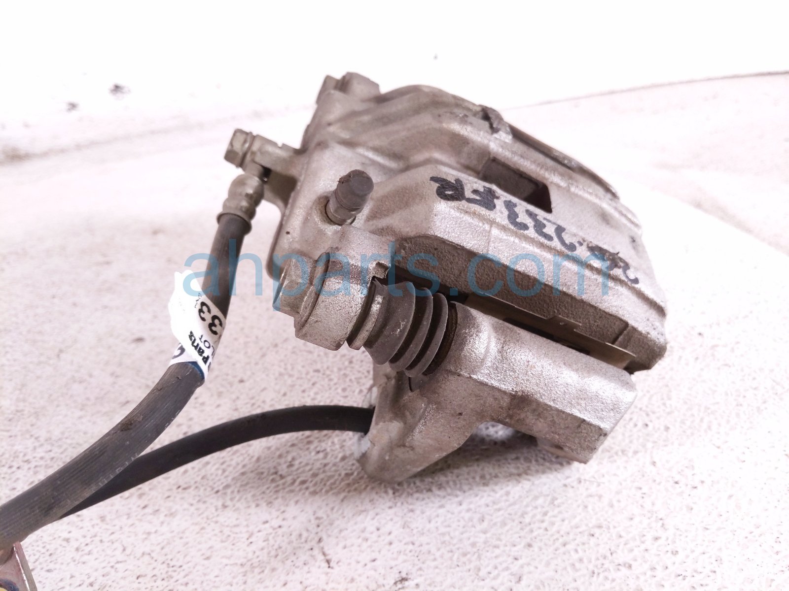 2020 Honda Pilot Core Core Front Passenger Brake Caliper 45018 TZ5 A03 Replacement 2020 Honda Pilot Core Core Front Passenger Brake Caliper 45018 TZ5 A03 Replacement thumbnail