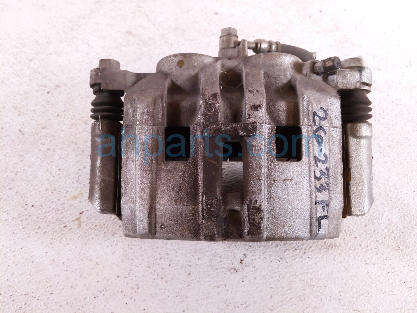 2020 Honda Pilot Core Core Front Driver Brake Caliper 45019 TZ5 A03 Replacement 2020 Honda Pilot Core Core Front Driver Brake Caliper 45019 TZ5 A03 Replacement thumbnail