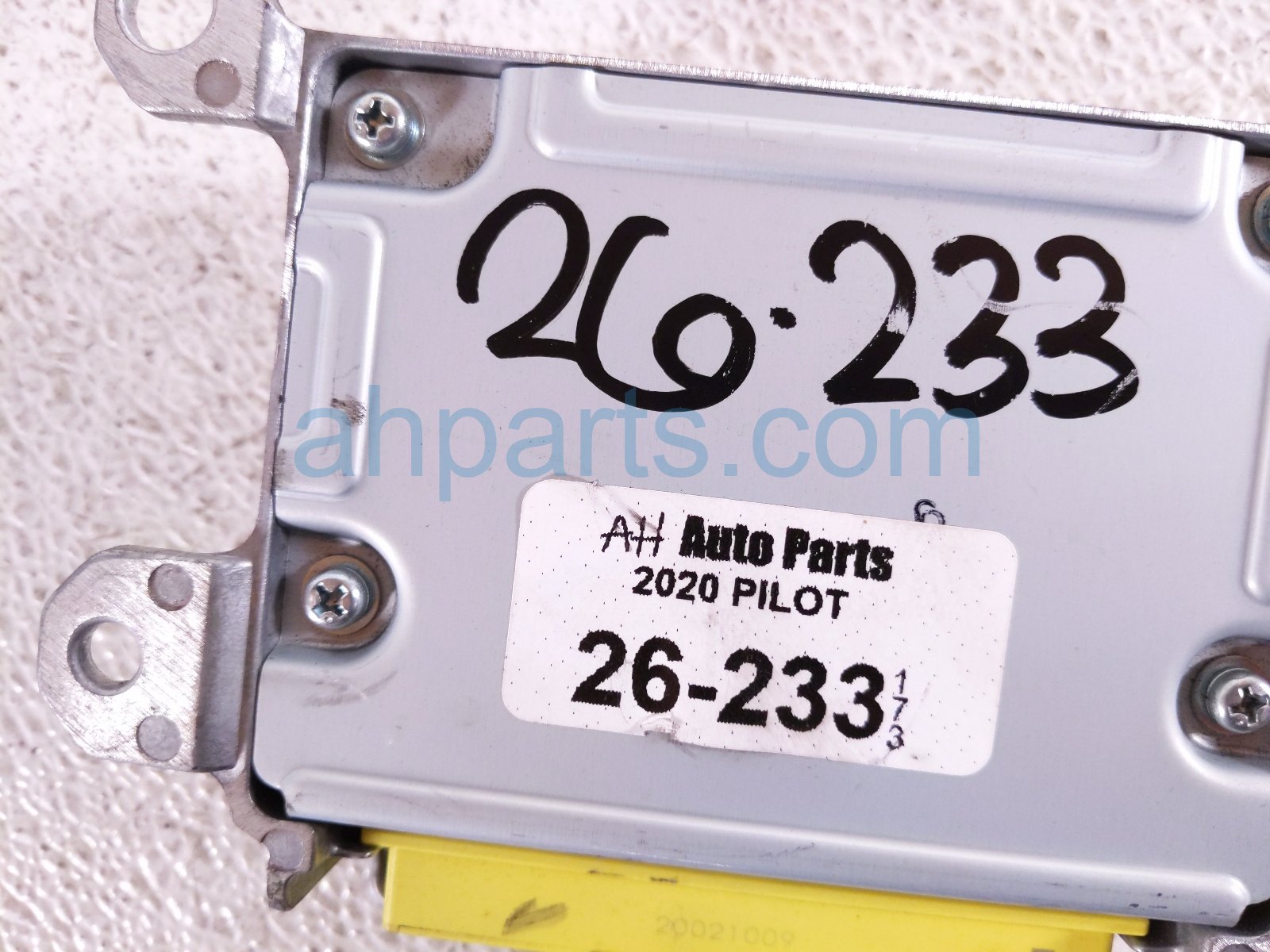 2020 Honda Pilot Srs Airbag Computer 5 Blown Ab 77960 TG7 A21 Replacement 2020 Honda Pilot Srs Airbag Computer 5 Blown Ab 77960 TG7 A21 Replacement thumbnail