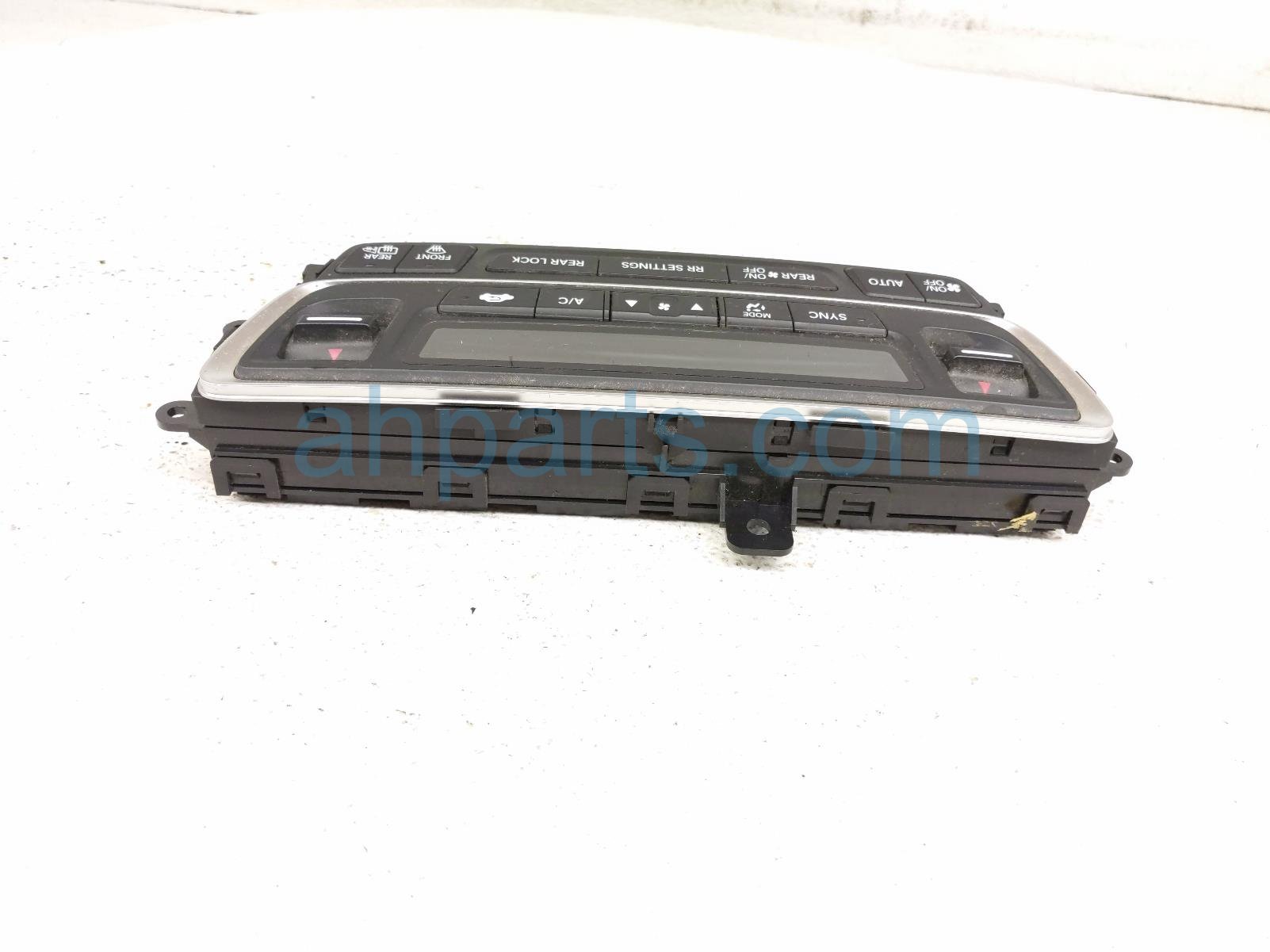 2020 Honda Pilot Temperature Climate Heater/ac Control(on Dash) 79600 TG7 A93 Replacement 2020 Honda Pilot Temperature Climate Heater/ac Control(on Dash) 79600 TG7 A93 Replacement thumbnail