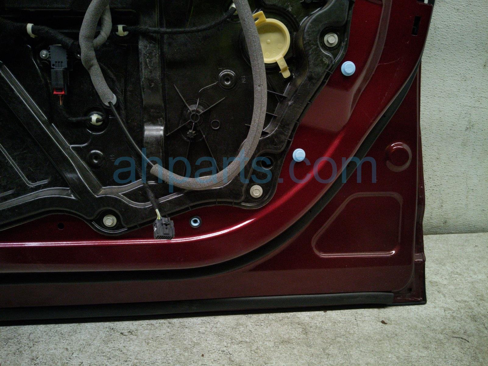 2024 Jeep Grand Cherokee Front Passenger Door Red No Mirror/trim 68376998AH Replacement 2024 Jeep Grand Cherokee Front Passenger Door Red No Mirror/trim 68376998AH Replacement thumbnail