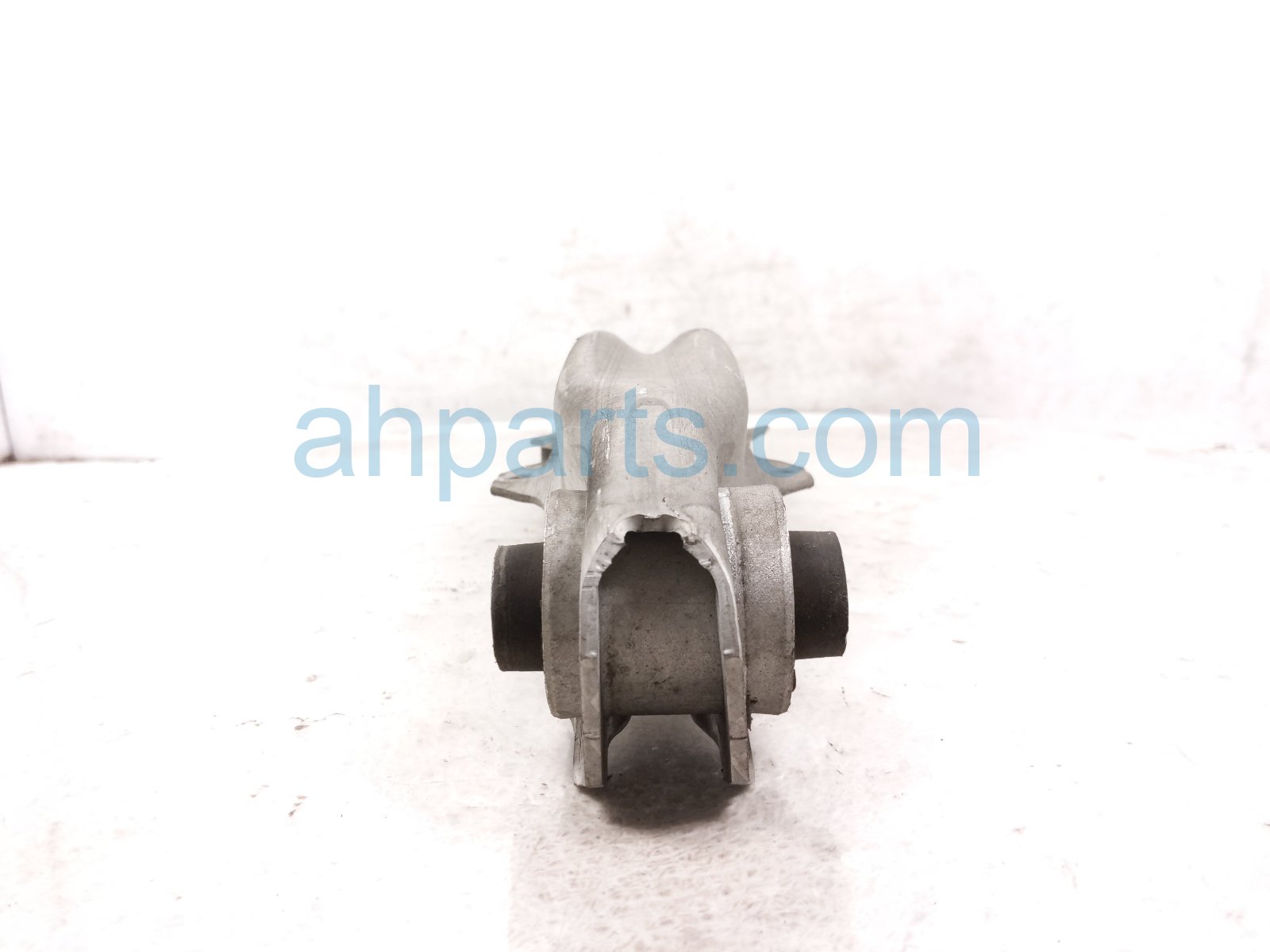 2024 Jeep Grand Cherokee Rear Passenger Spring Seat Lower Control Arm 68658559AC Replacement 2024 Jeep Grand Cherokee Rear Passenger Spring Seat Lower Control Arm 68658559AC Replacement thumbnail