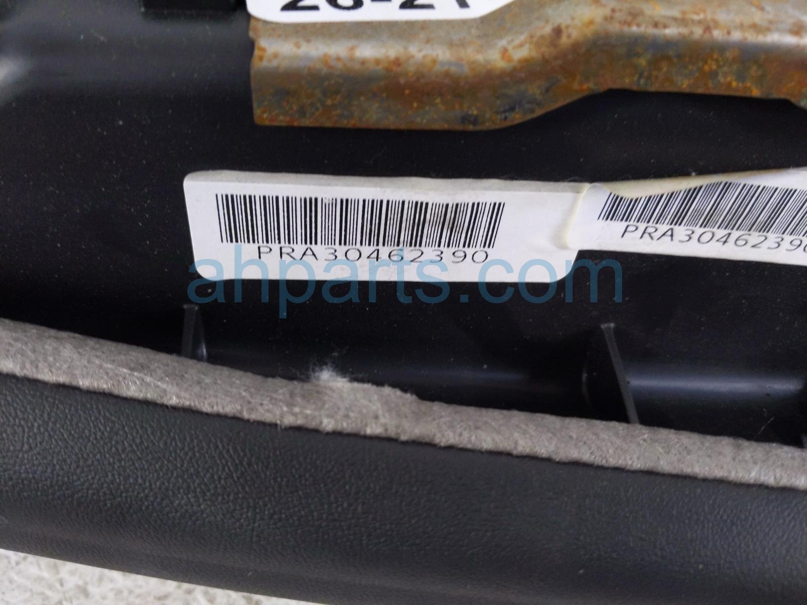 2020 Toyota Avalon Rear Driver Bolster W/airbag Blk Xse 73940 06110 Replacement 2020 Toyota Avalon Rear Driver Bolster W/airbag Blk Xse 73940 06110 Replacement thumbnail