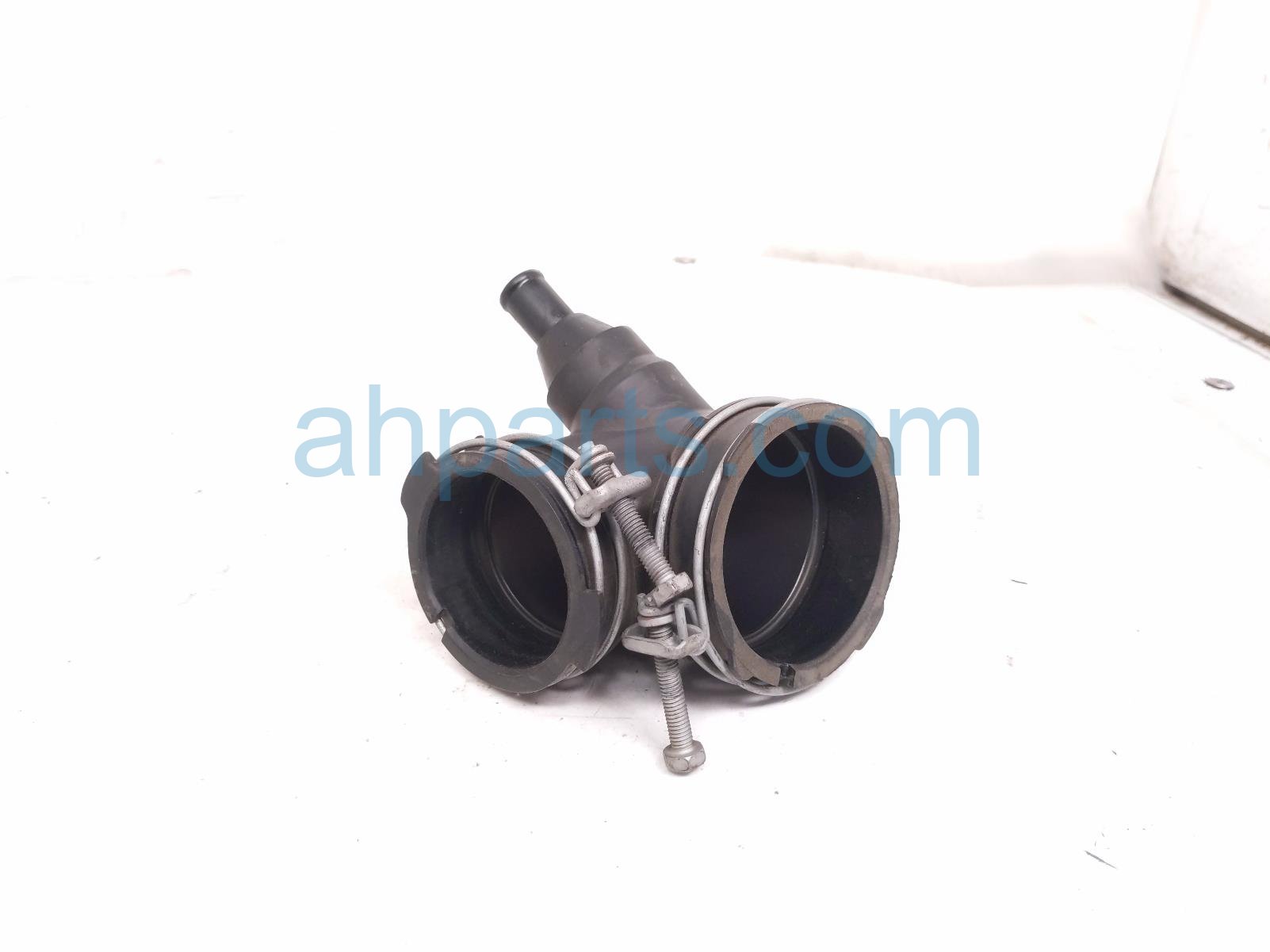 2014 Toyota Prius Intake Air Cleaner Inlet Tube 1.8l 17881 37120 Replacement 2014 Toyota Prius Intake Air Cleaner Inlet Tube 1.8l 17881 37120 Replacement thumbnail