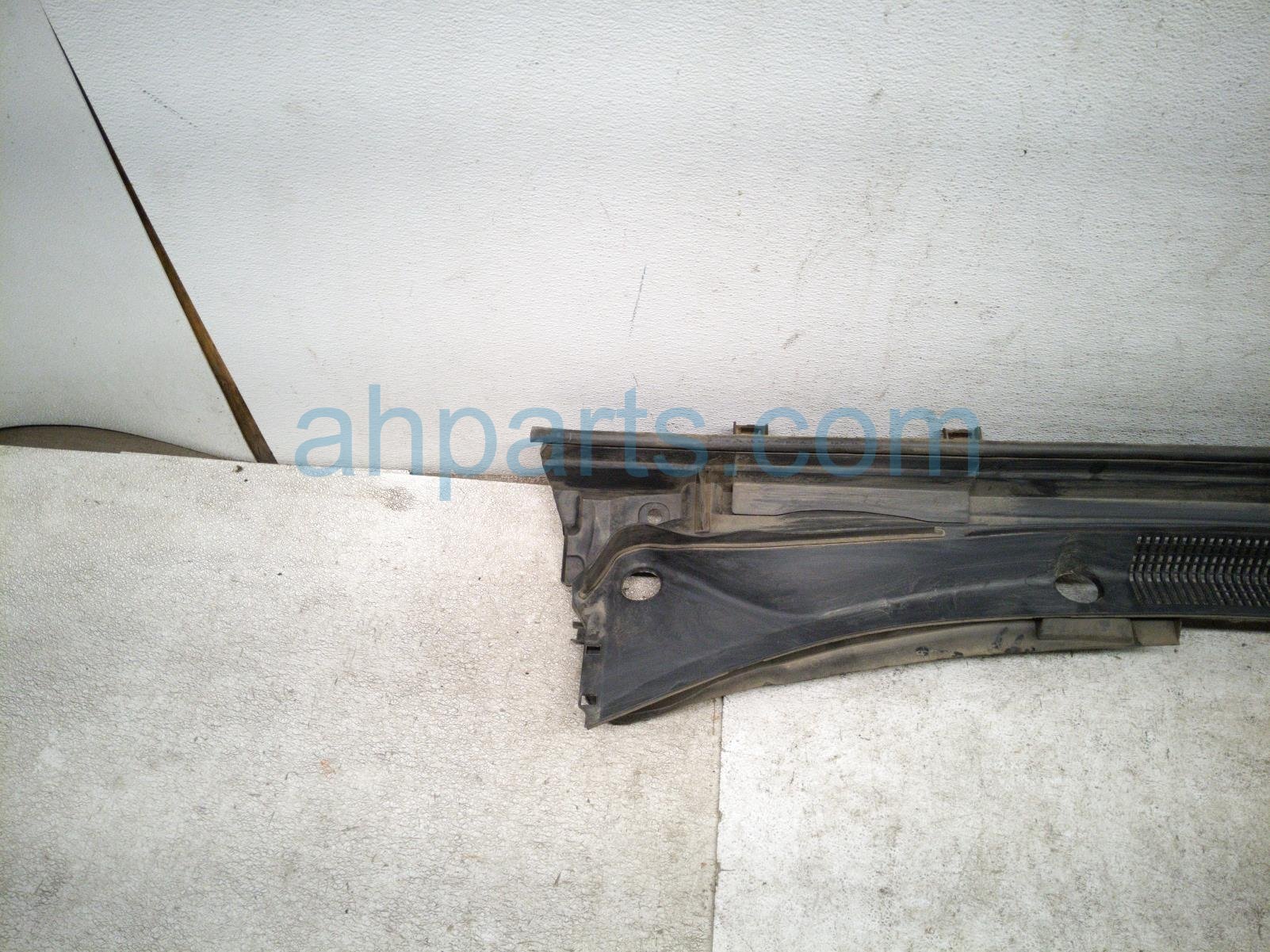 2024 Toyota Rav 4 Cover Windshield Cowl Vent Grille Panel 55708 0R050 Replacement 2024 Toyota Rav 4 Cover Windshield Cowl Vent Grille Panel 55708 0R050 Replacement thumbnail