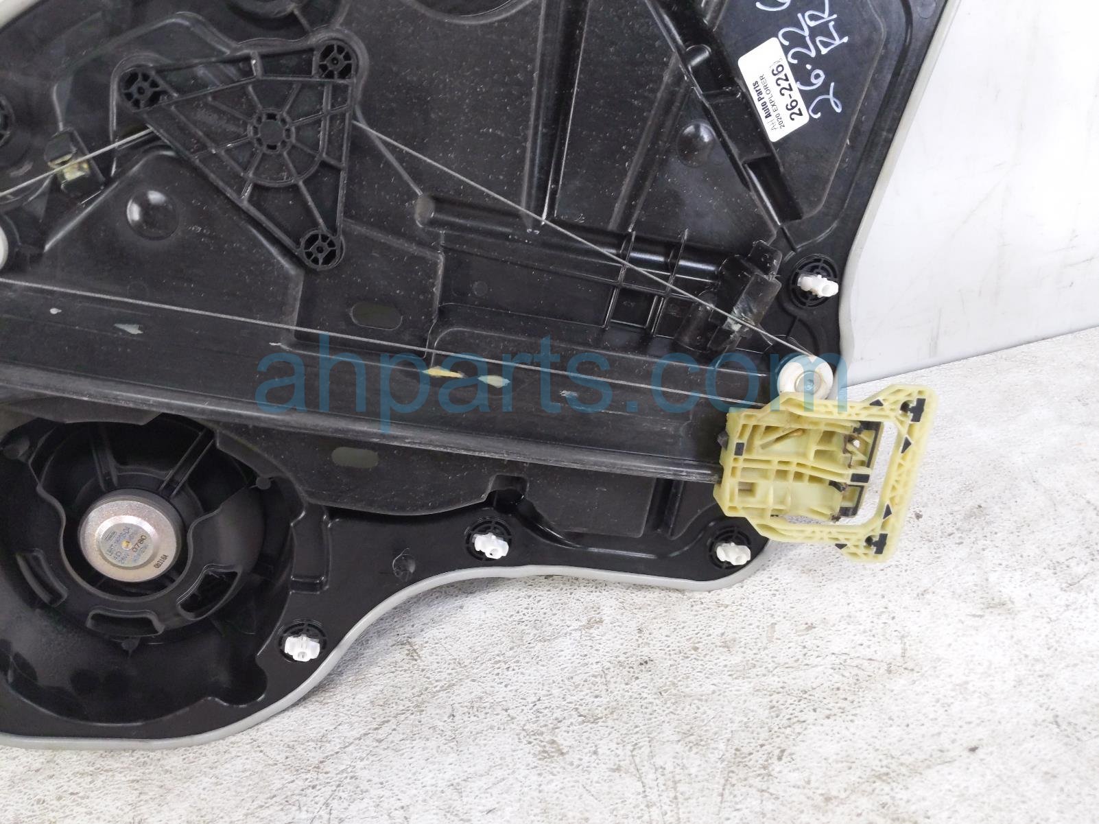 2020 Ford Explorer Rear Passenger Window Regulator & Motor LB5Z 5827008 A Replacement 2020 Ford Explorer Rear Passenger Window Regulator & Motor LB5Z 5827008 A Replacement thumbnail