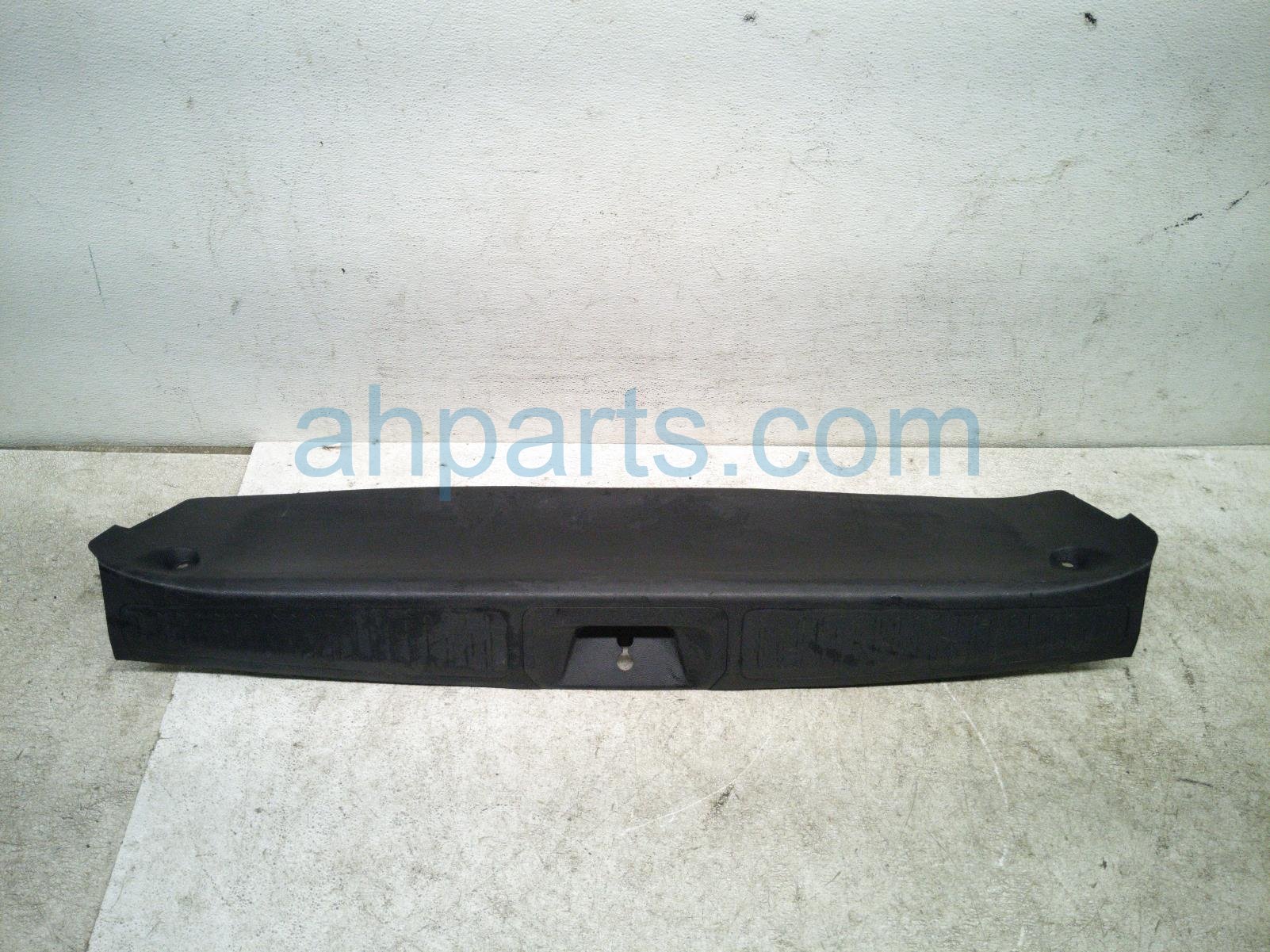 Honda REAR CARGO SILL TRIM PANEL - GREY