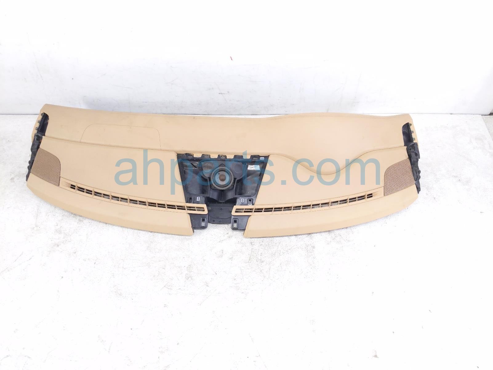 2011 Porsche Panamera Dashboard W/ Airbag Tan 970 552 101 11 7J0 Replacement 2011 Porsche Panamera Dashboard W/ Airbag Tan 970 552 101 11 7J0 Replacement thumbnail