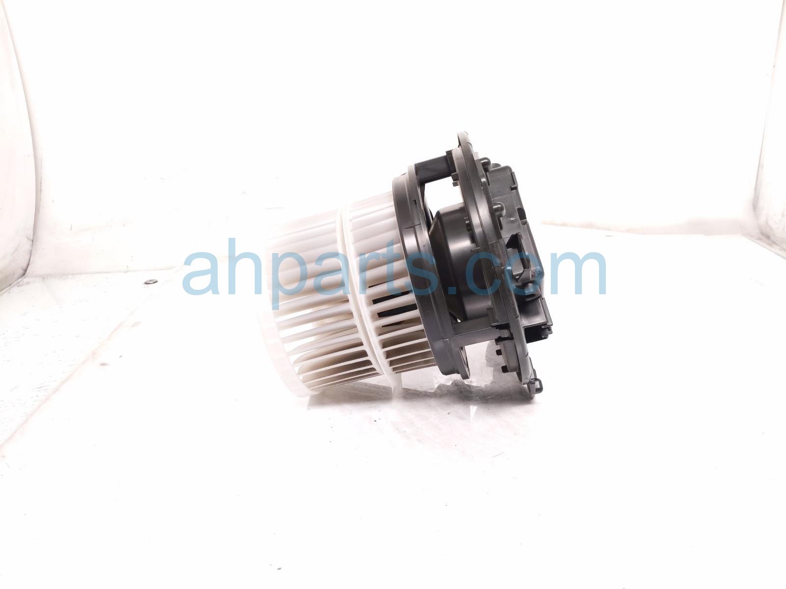 2020 Toyota Avalon Air A/c Blower Motor Front 87103 0E090 Replacement 2020 Toyota Avalon Air A/c Blower Motor Front 87103 0E090 Replacement thumbnail