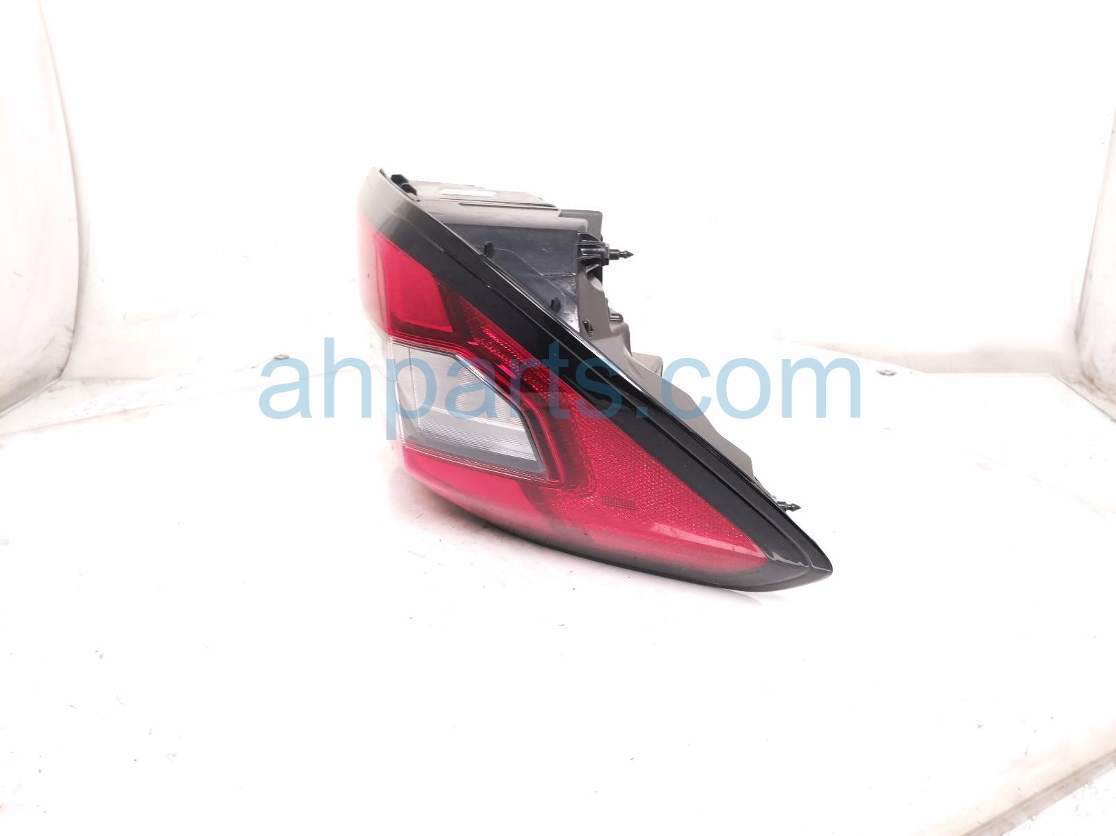 2024 Honda Pilot Light / Rear Driver Tail Lamp (on Body) 33550 T90 A01 Replacement 2024 Honda Pilot Light / Rear Driver Tail Lamp (on Body) 33550 T90 A01 Replacement thumbnail
