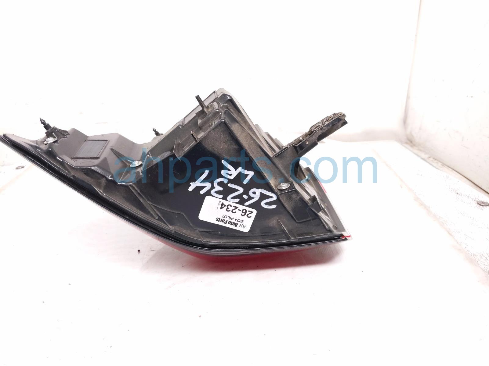 2024 Honda Pilot Light / Rear Driver Tail Lamp (on Body) 33550 T90 A01 Replacement 2024 Honda Pilot Light / Rear Driver Tail Lamp (on Body) 33550 T90 A01 Replacement thumbnail