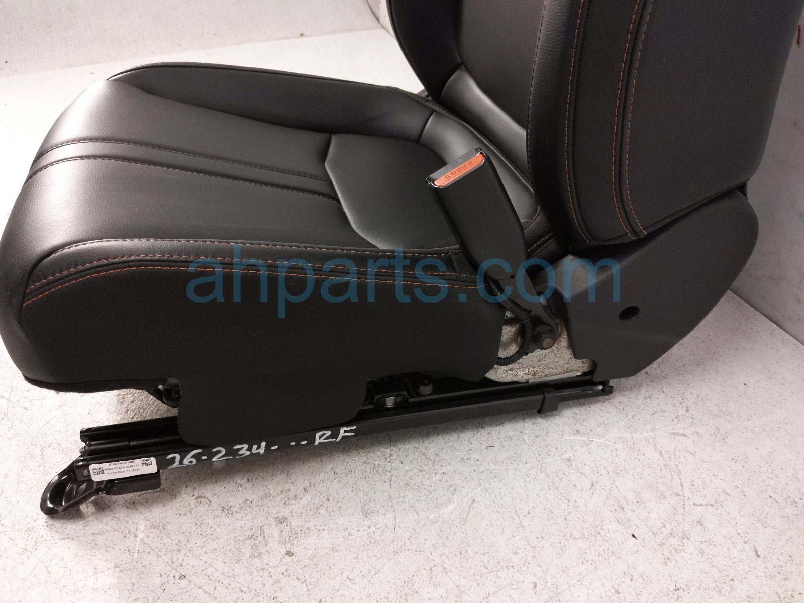 2024 Honda Pilot Front Passenger Seat Black W/o Airbag* 81121 T90 A31ZA Replacement 2024 Honda Pilot Front Passenger Seat Black W/o Airbag* 81121 T90 A31ZA Replacement thumbnail