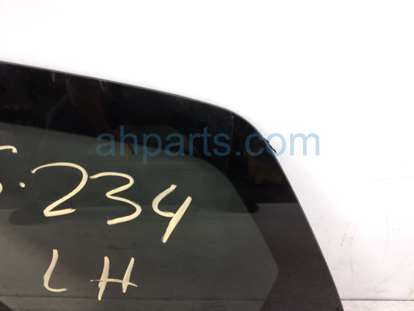 2024 Honda Pilot Driver Quarter Window Glass 73560 T90 A01 Replacement 2024 Honda Pilot Driver Quarter Window Glass 73560 T90 A01 Replacement thumbnail