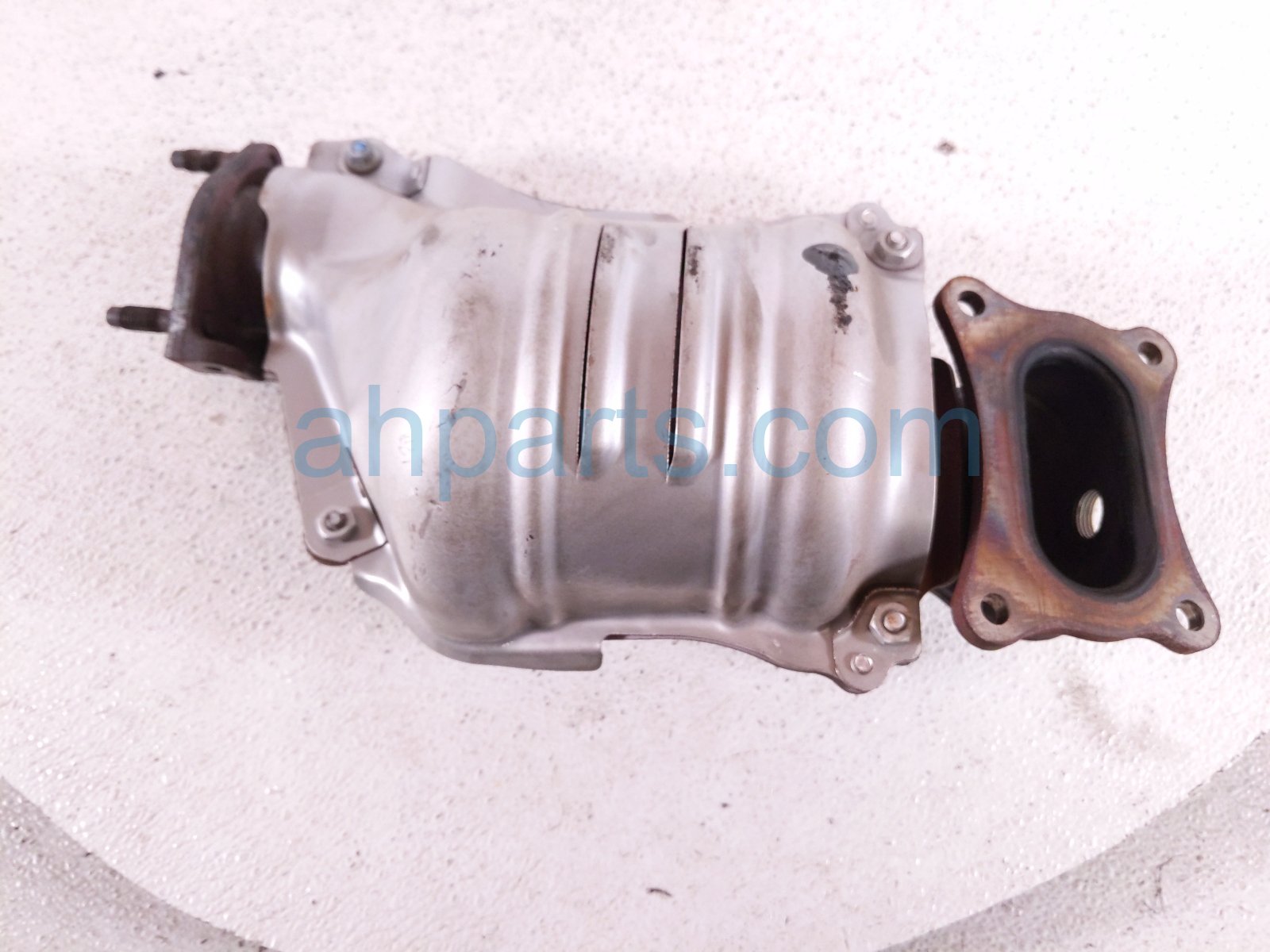 2024 Honda Pilot Rear Exhaust Manifold 18280 6FB A11 Replacement 2024 Honda Pilot Rear Exhaust Manifold 18280 6FB A11 Replacement thumbnail