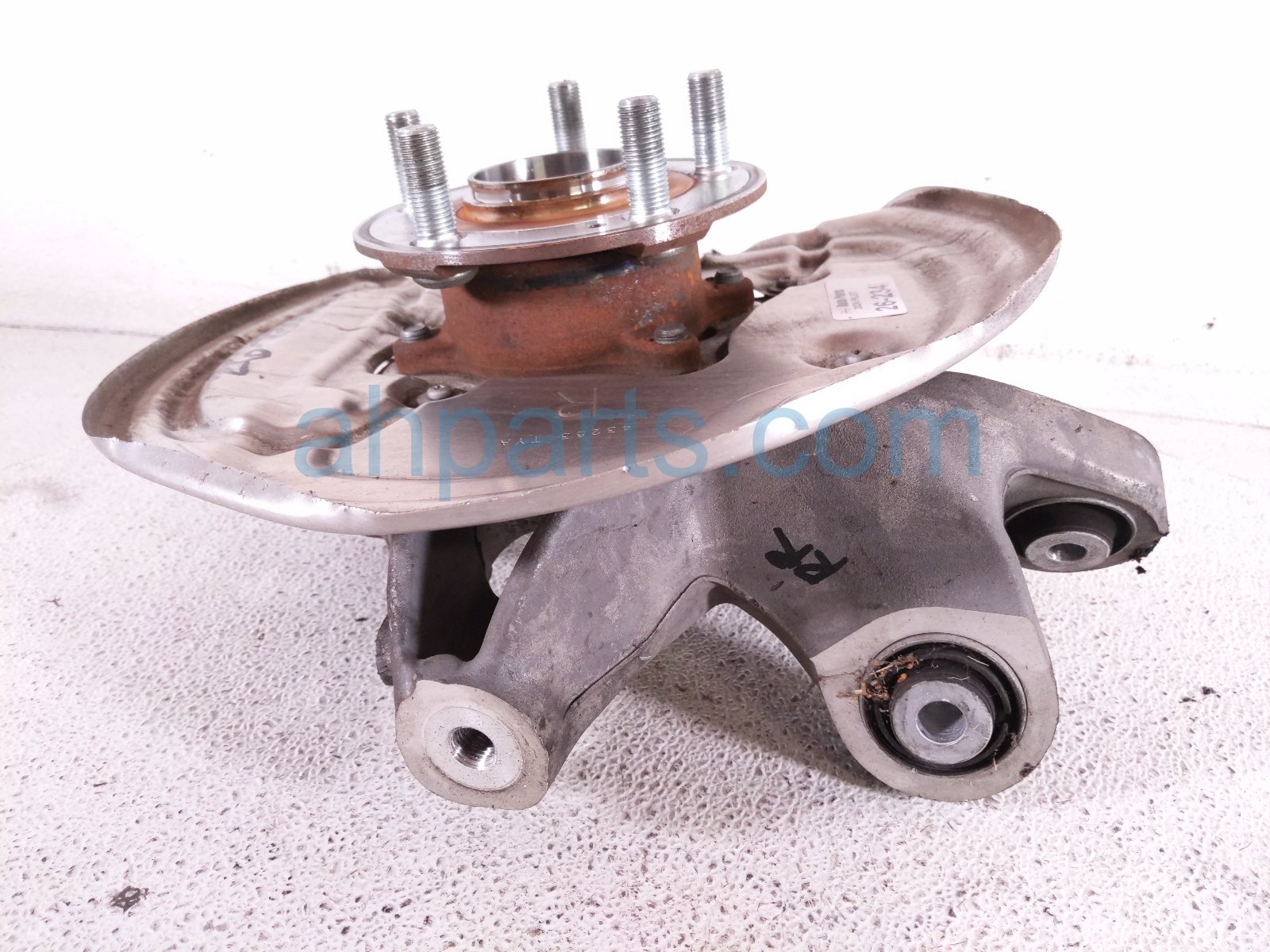 2024 Honda Pilot Axle Stub Rear Passenger Spindle Knuckle Hub Awd 52210 T90 A00 Replacement 2024 Honda Pilot Axle Stub Rear Passenger Spindle Knuckle Hub Awd 52210 T90 A00 Replacement thumbnail
