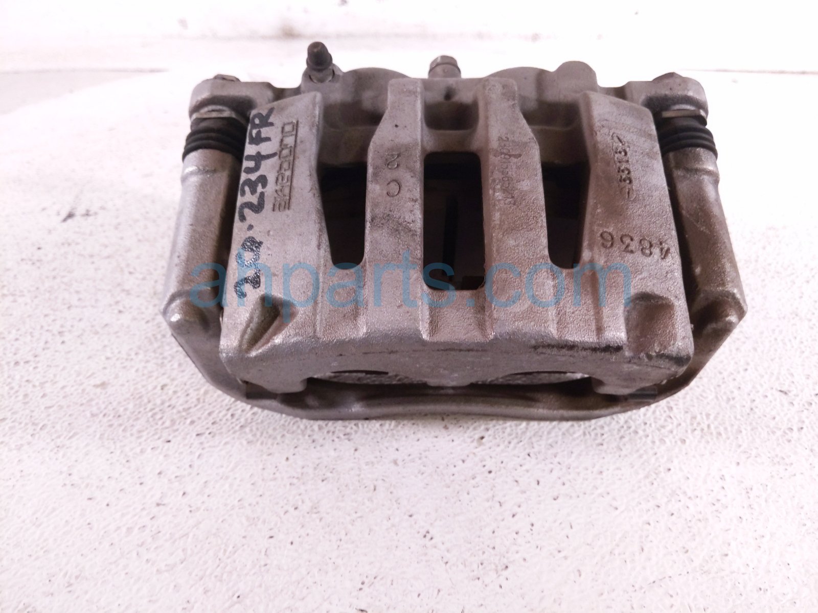 2024 Honda Pilot Front Passenger Brake Caliper 45018 T90 A00 Replacement 2024 Honda Pilot Front Passenger Brake Caliper 45018 T90 A00 Replacement thumbnail