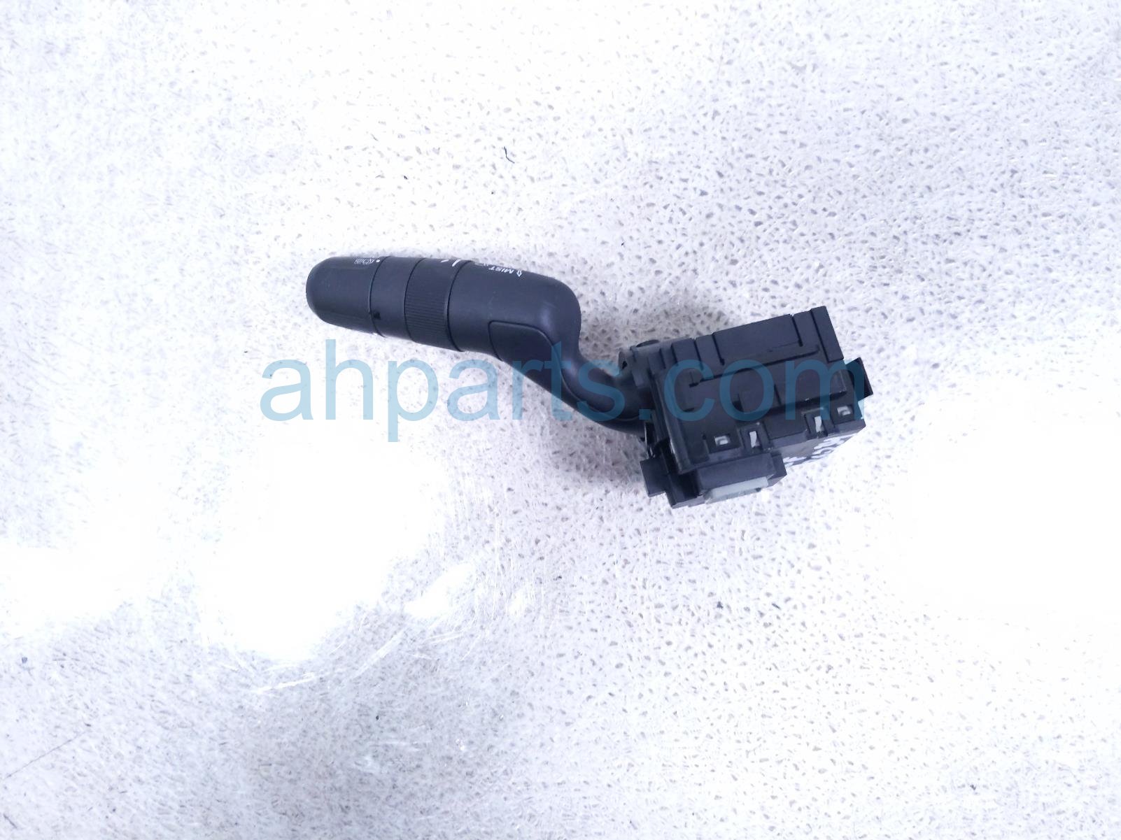 Honda WINDSHIELD WIPER COLUMN SWITCH