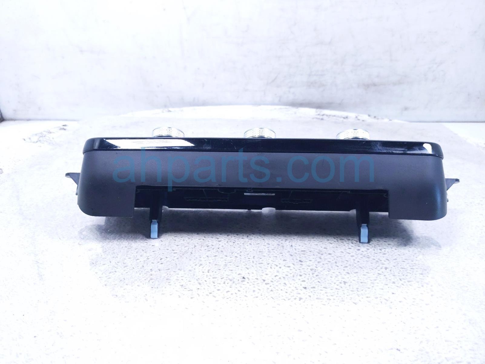 2024 Honda Pilot Temperature Climate Heater/ac Control(on Dash) 79600 T90 A51ZB Replacement 2024 Honda Pilot Temperature Climate Heater/ac Control(on Dash) 79600 T90 A51ZB Replacement thumbnail
