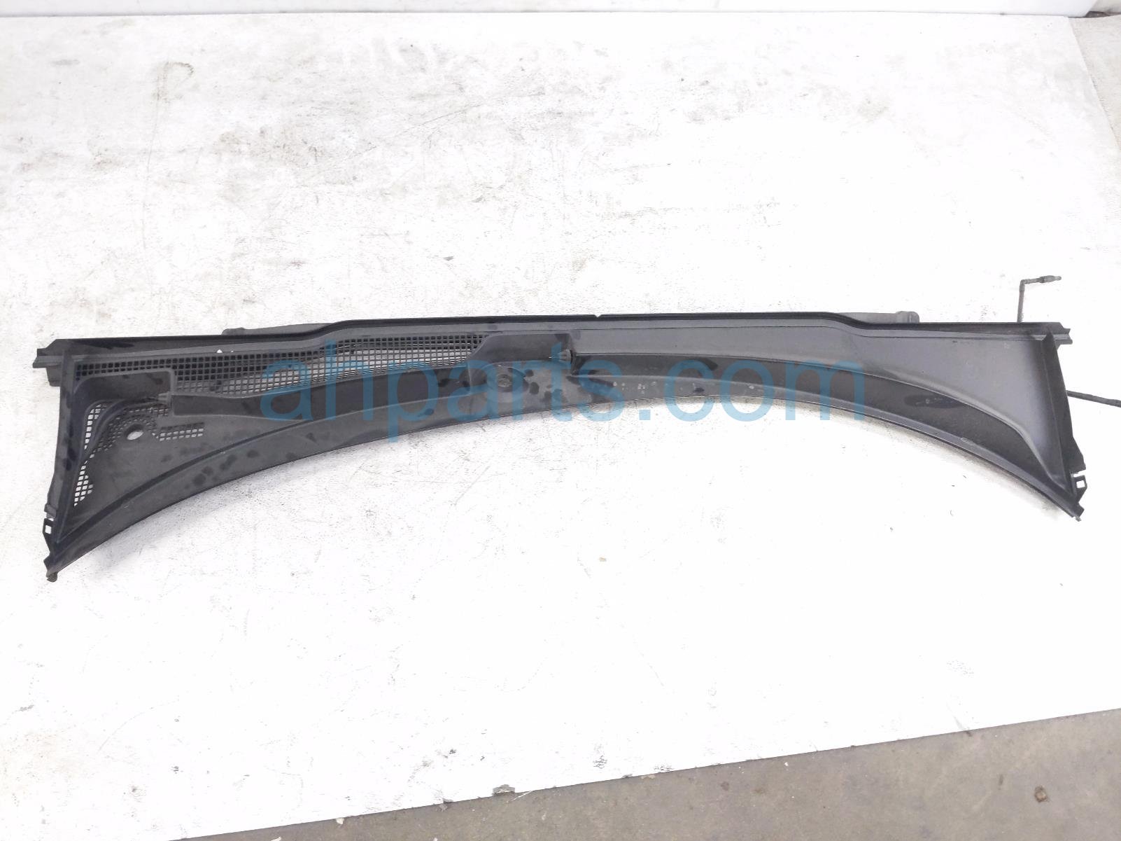 Honda WINDSHIELD COWL PANEL - SDN
