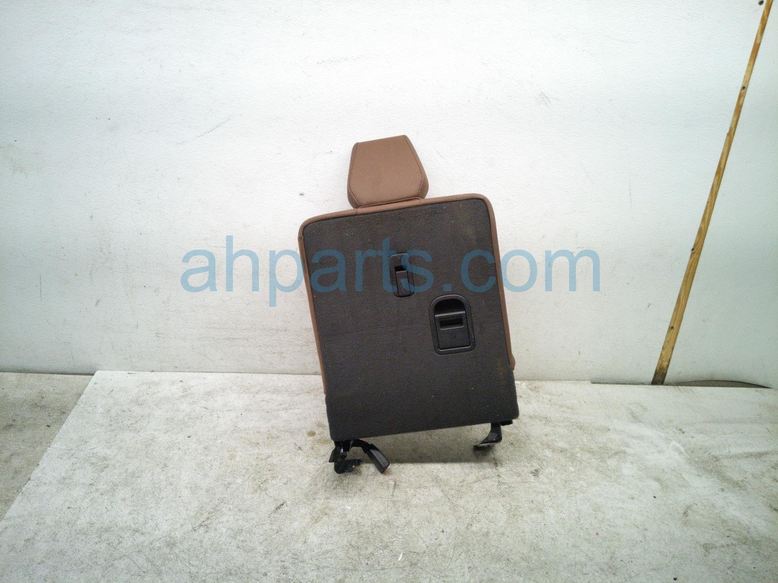 2020 Acura MDX Rear / Back (3rd Row) 3rd Row Passenger Upper Seat Brown Lthr 82127 TZ5 A01 Replacement 2020 Acura MDX Rear / Back (3rd Row) 3rd Row Passenger Upper Seat Brown Lthr 82127 TZ5 A01 Replacement thumbnail