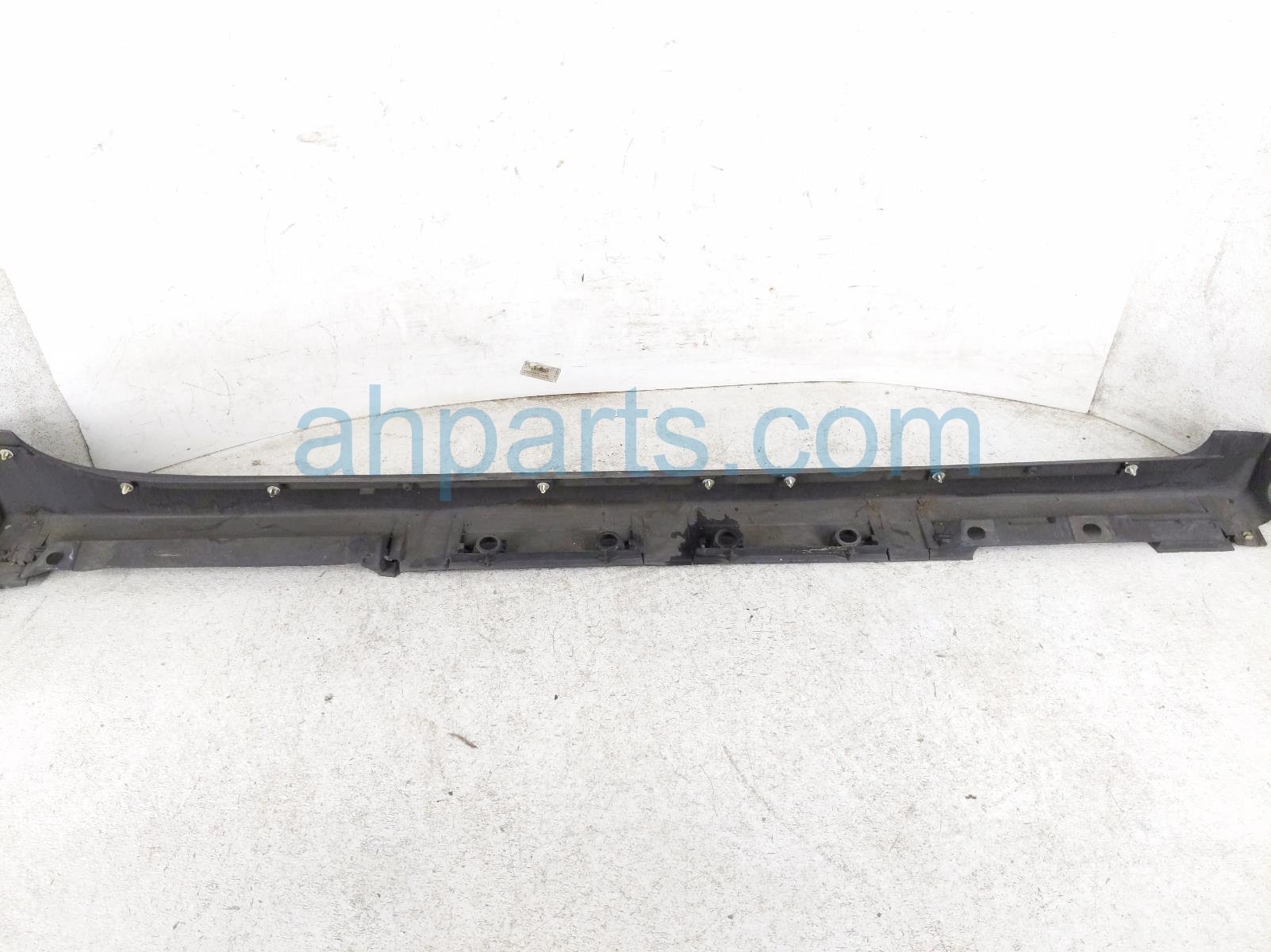 2014 Toyota Prius Trim Driver Rocker Molding Grey 57402 47100 Replacement 2014 Toyota Prius Trim Driver Rocker Molding Grey 57402 47100 Replacement thumbnail